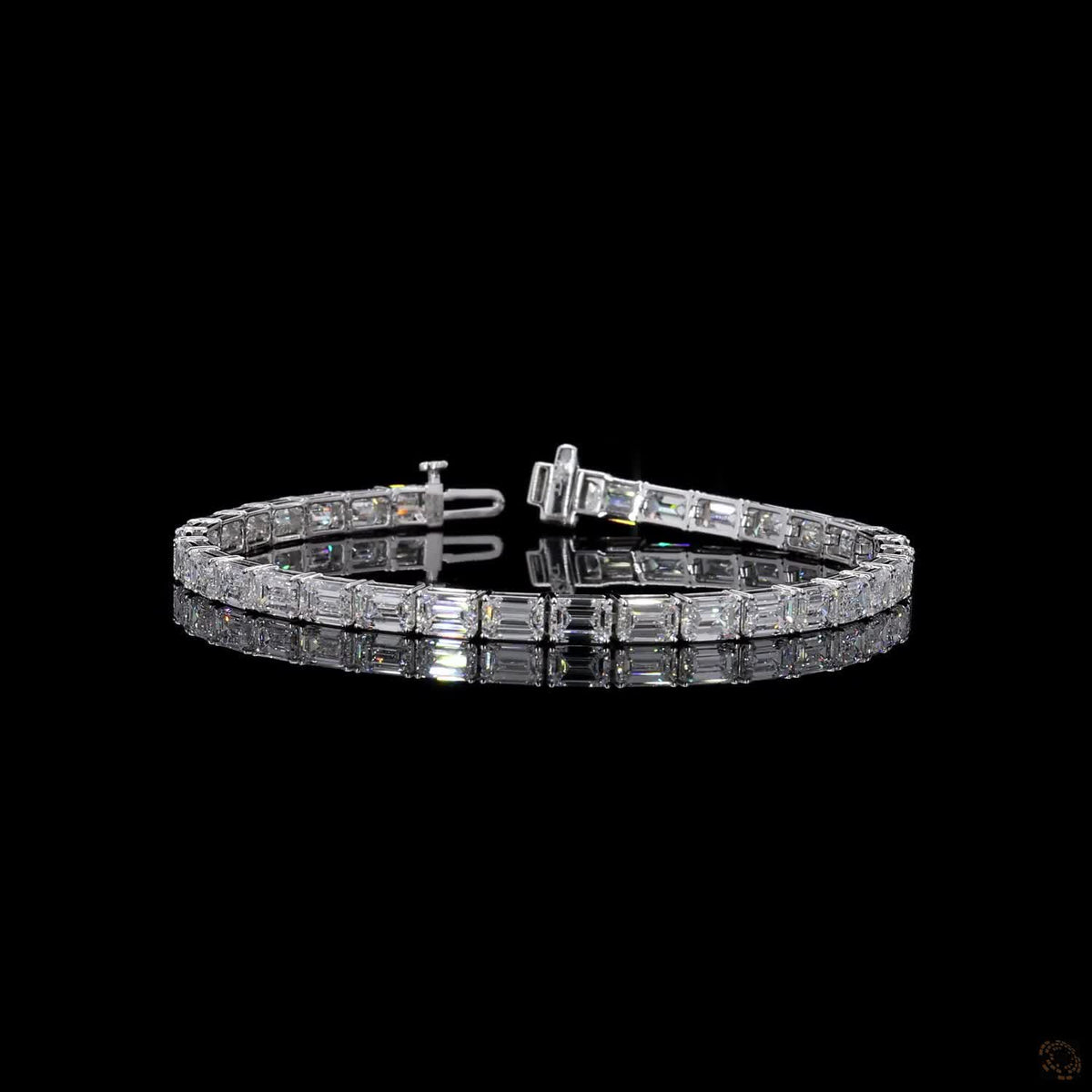 13.78 Ct Luxury Emerald-Cut CZ Tennis Bracelet for Women | Elegant Crystal Link Bracelet