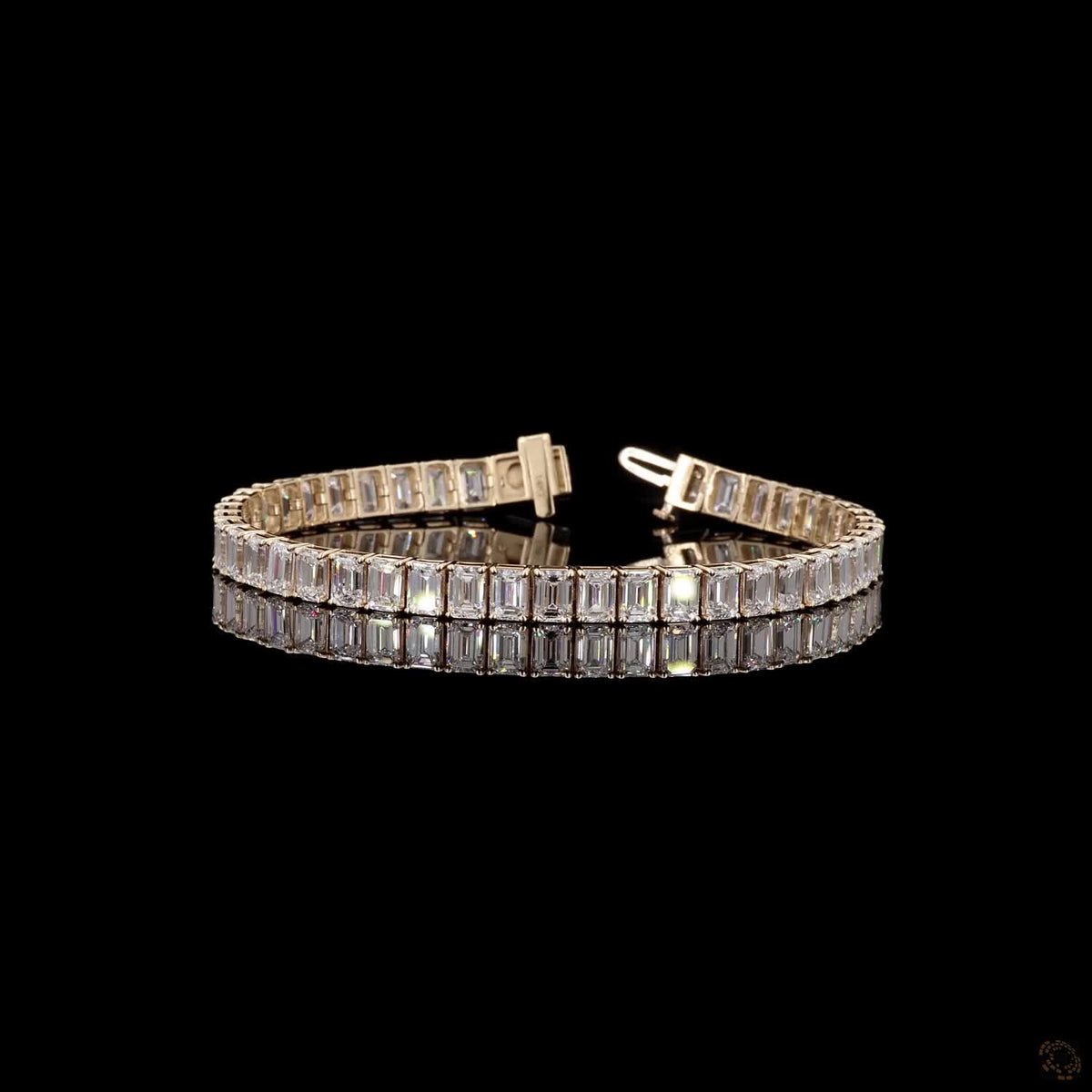 18.52 Ct East-West Emerald Cut Diamond Tennis Bracelet in 14K Yellow Gold