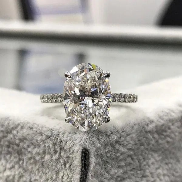4.00 Ct Oval Cut Simulated Diamond Engagement Ring In Sterling Silver