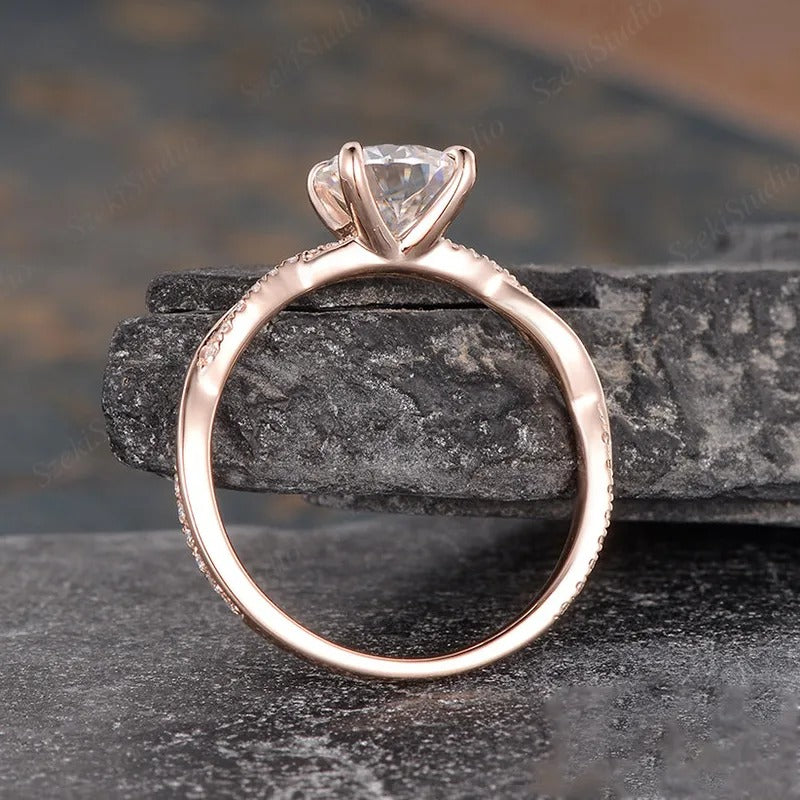 1.50 Ct Round Cut Engagement Ring With Lab-Grown Diamond Wedding Ring