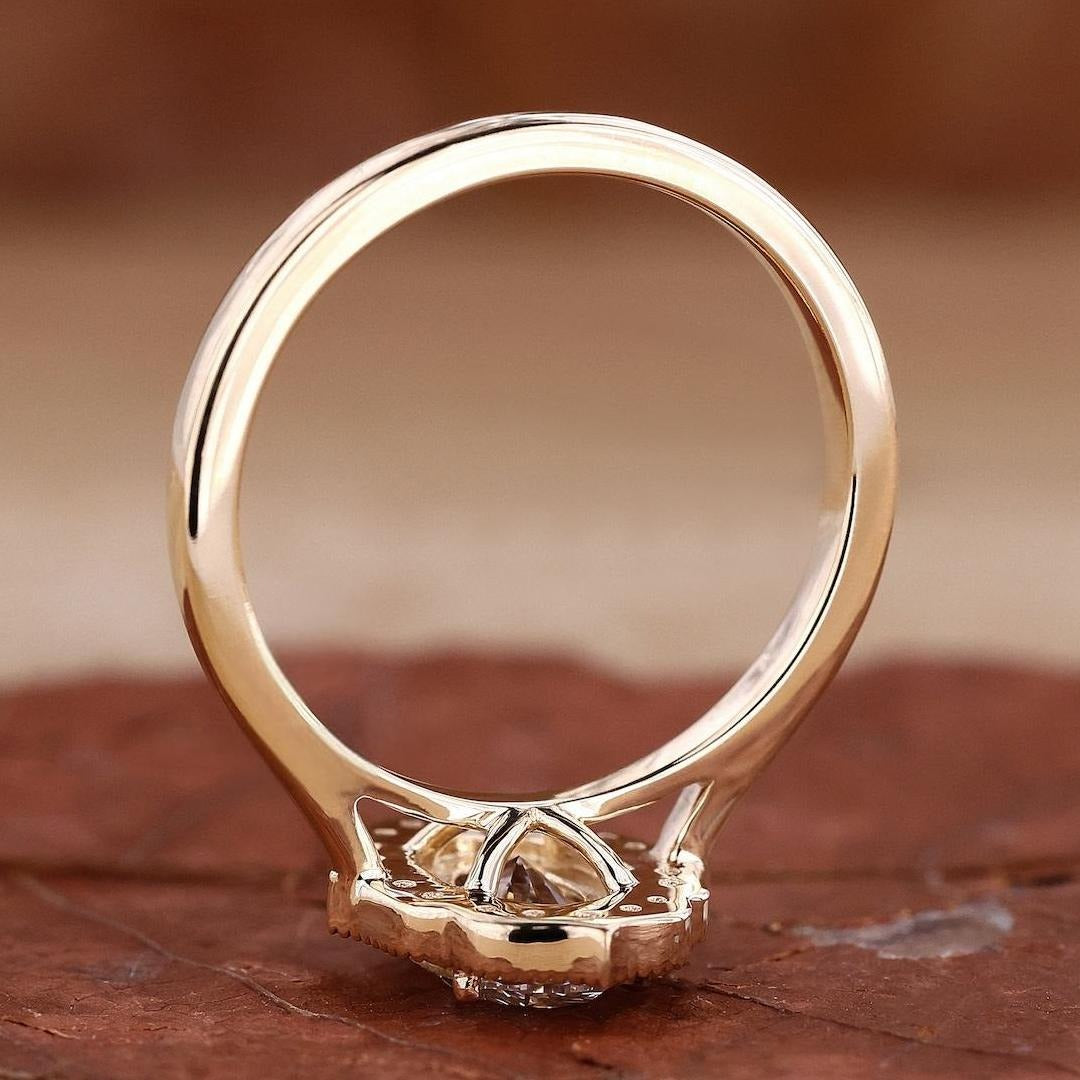 2.60 Ct Oval Lab Diamond Halo Solitaire Engagement Ring