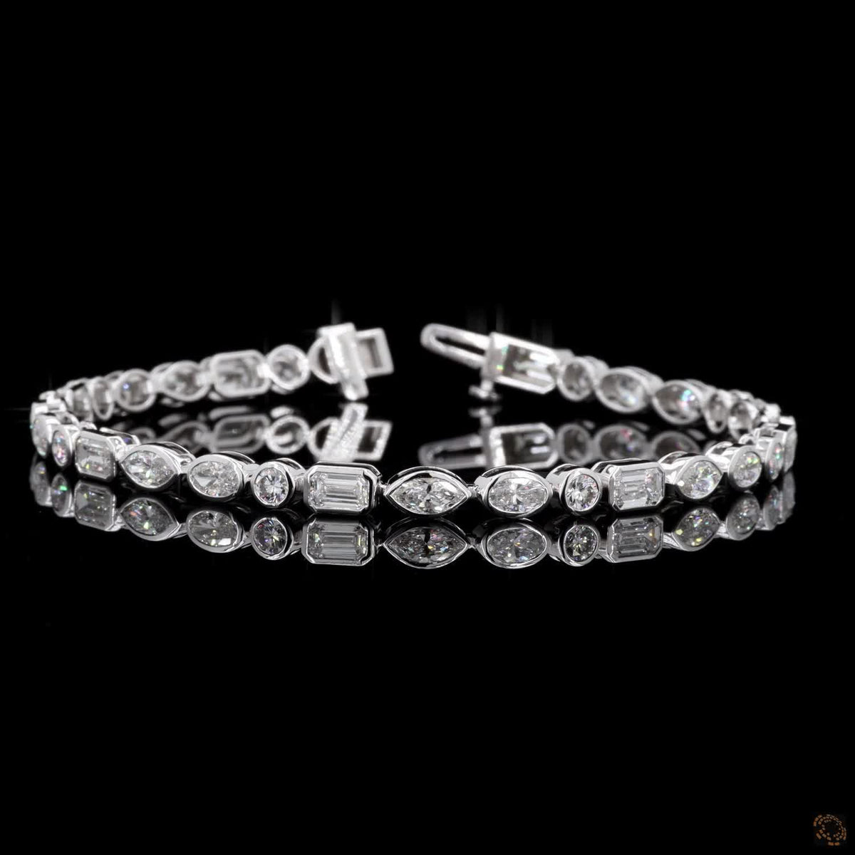 6.19 Ct Silver-Tone Geometric Crystal Bracelet for Women – Elegant Sparkling Link Bracelet