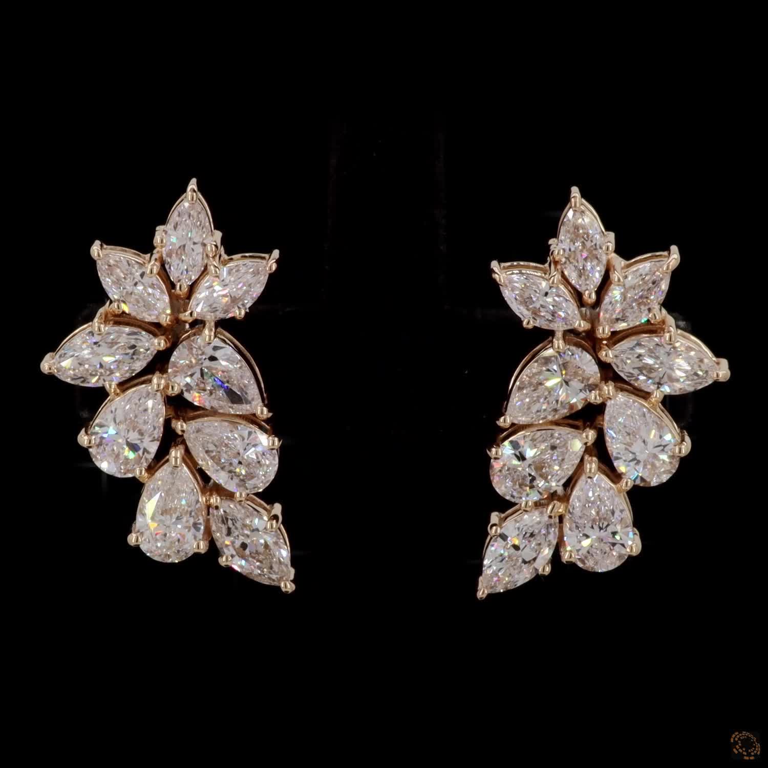 3.46 Ct High-clarity marquise and pear-cut diamonds arranged in alternating leaf patterns