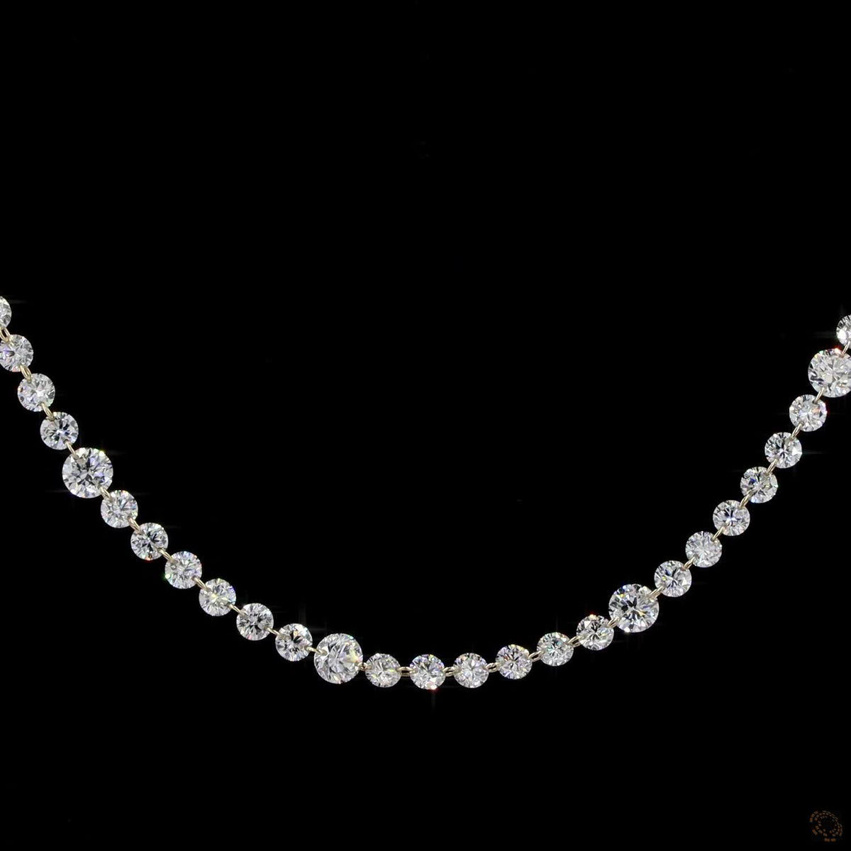 22.87 Ct graduated diamond tennis necklace, round brilliant diamond Riviera necklace, classic diamond