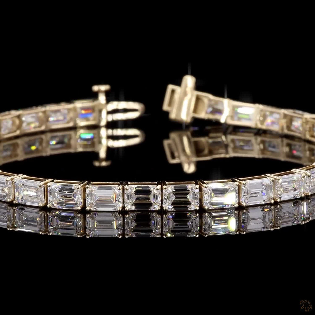 13.78 Ct East-West Emerald Cut Diamond Tennis Bracelet in 14K Yellow Gold