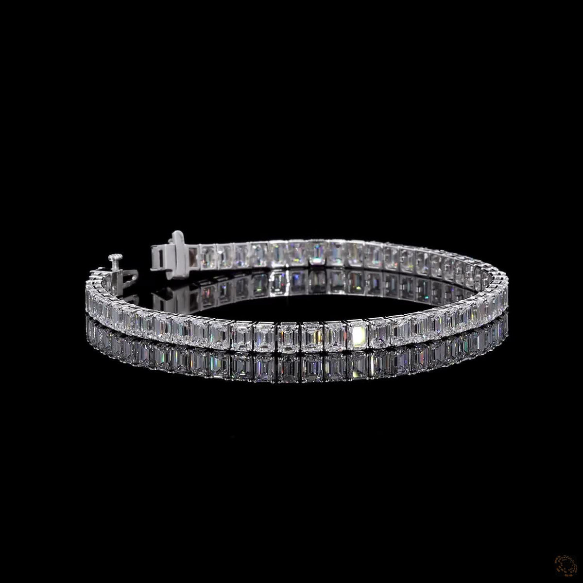 12.18 Ct Emerald Cut Vertical North-South basket setting orientation