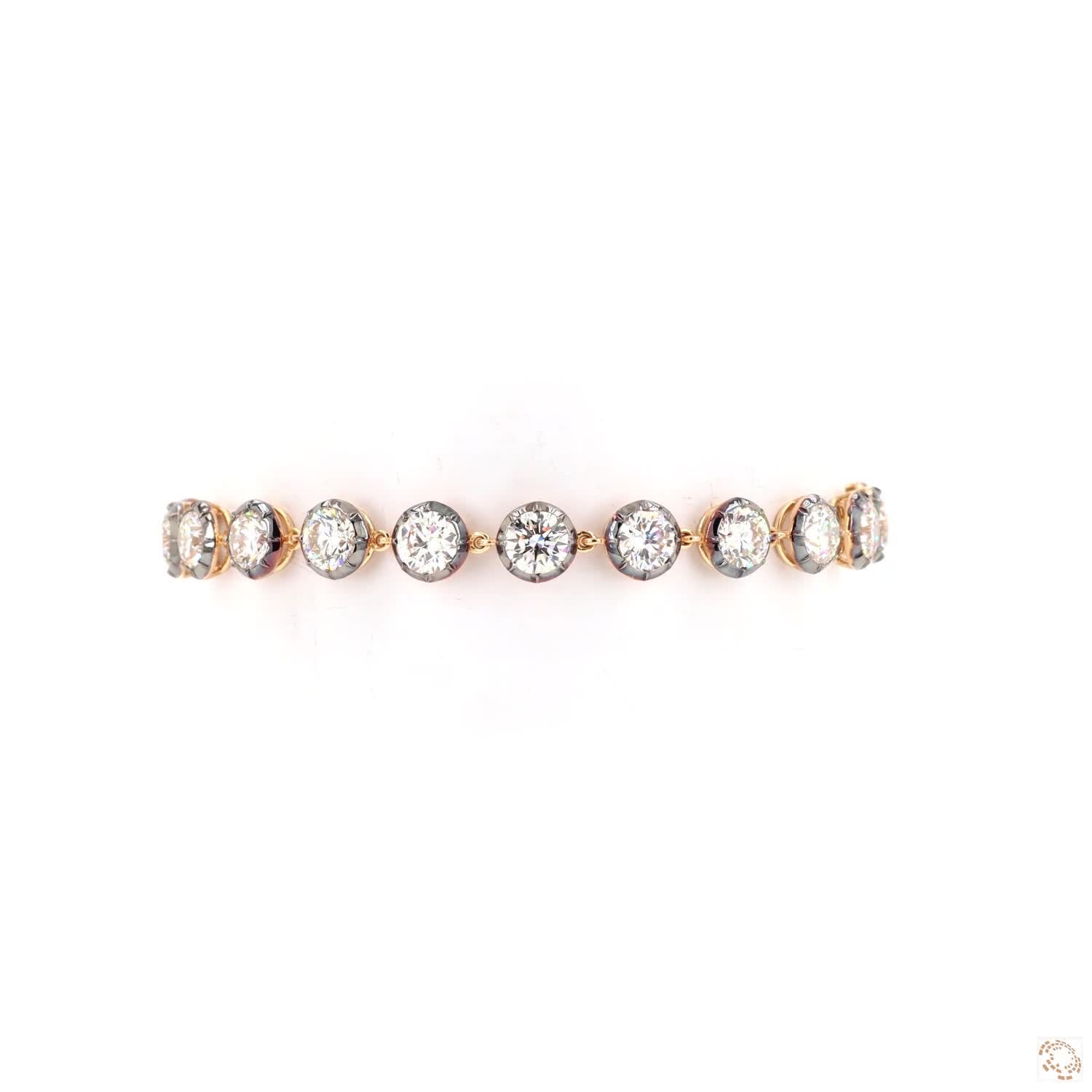 9.85 Ct Yellow Gold Blackened Bezel Round Diamond Station Bracelet