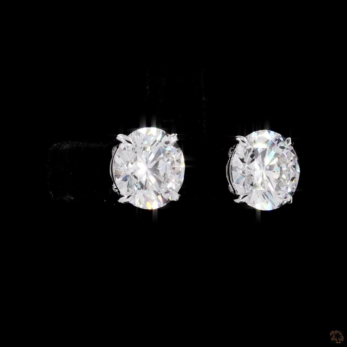 6.18 Ct 14K WHITE GOLD Round Shape Studs Earring