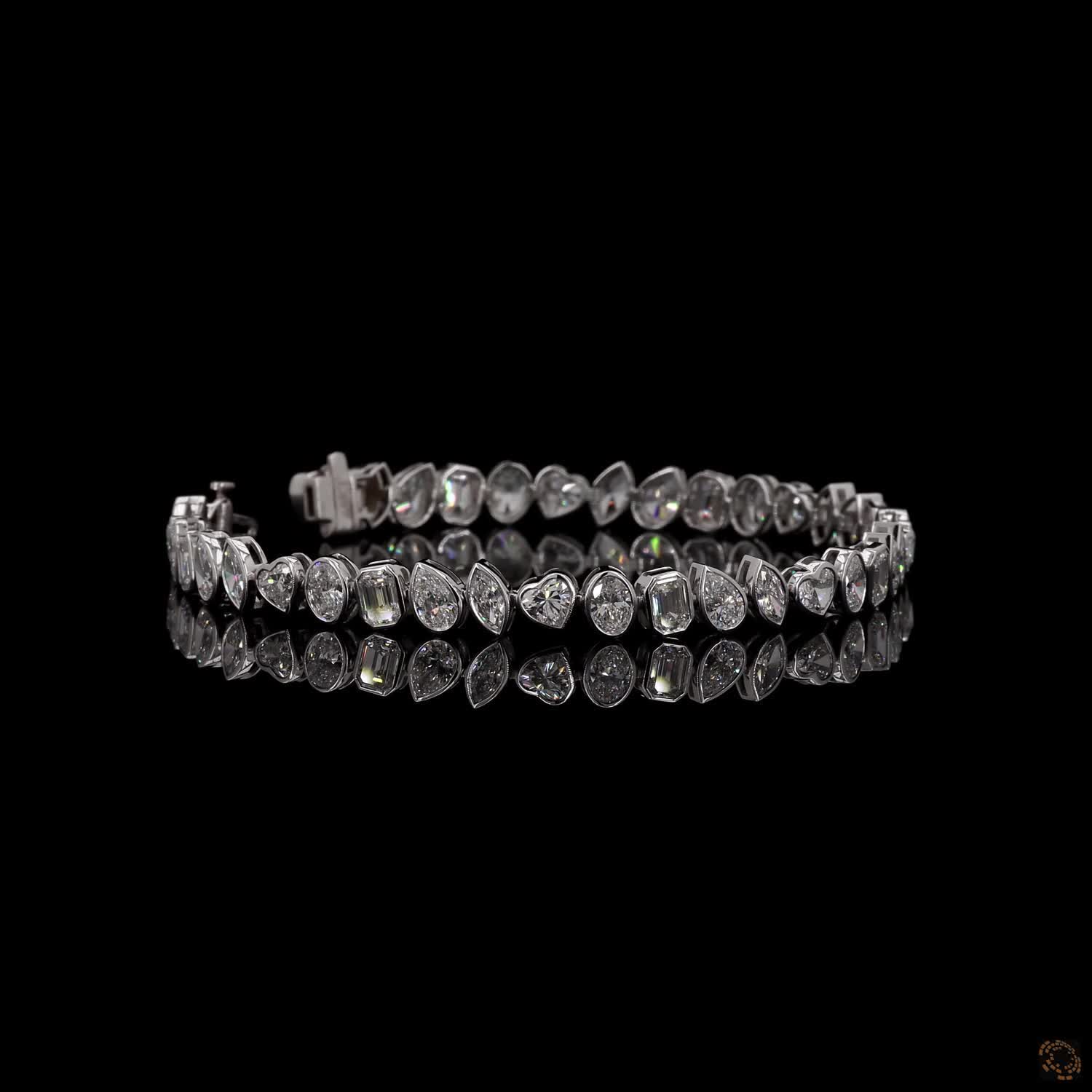8.78 Ct White Gold Multi-Cut Bezel Station Diamond Bracelet