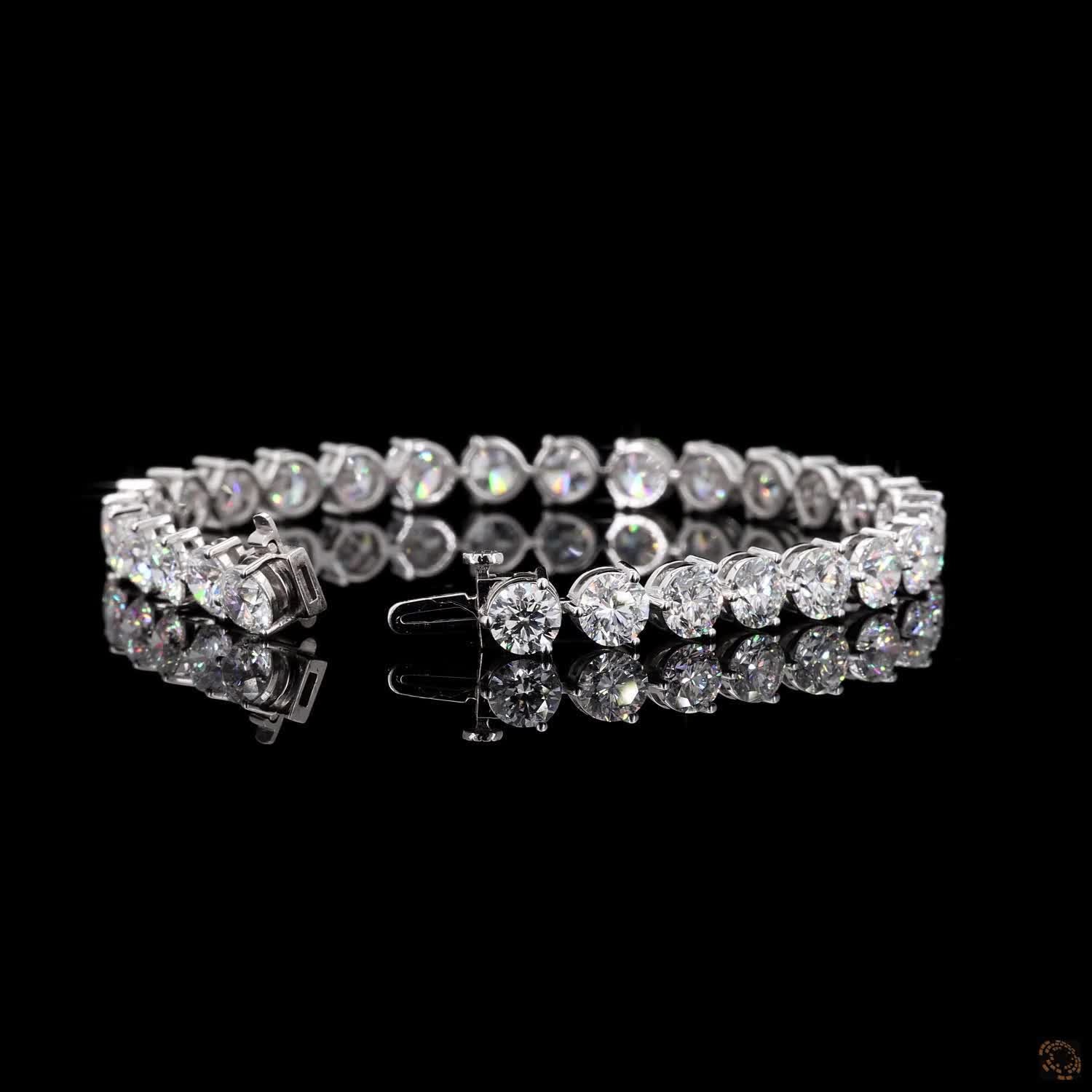 16.06 Ct Chic everyday wear, modern stackable wristwear, bridal party jewelry, or luxury gifting