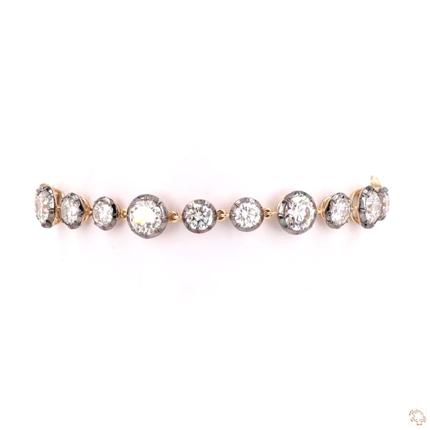 9.40 Ct Vintage-Inspired Black Collar Round Diamond Link Bracelet in Yellow Gold