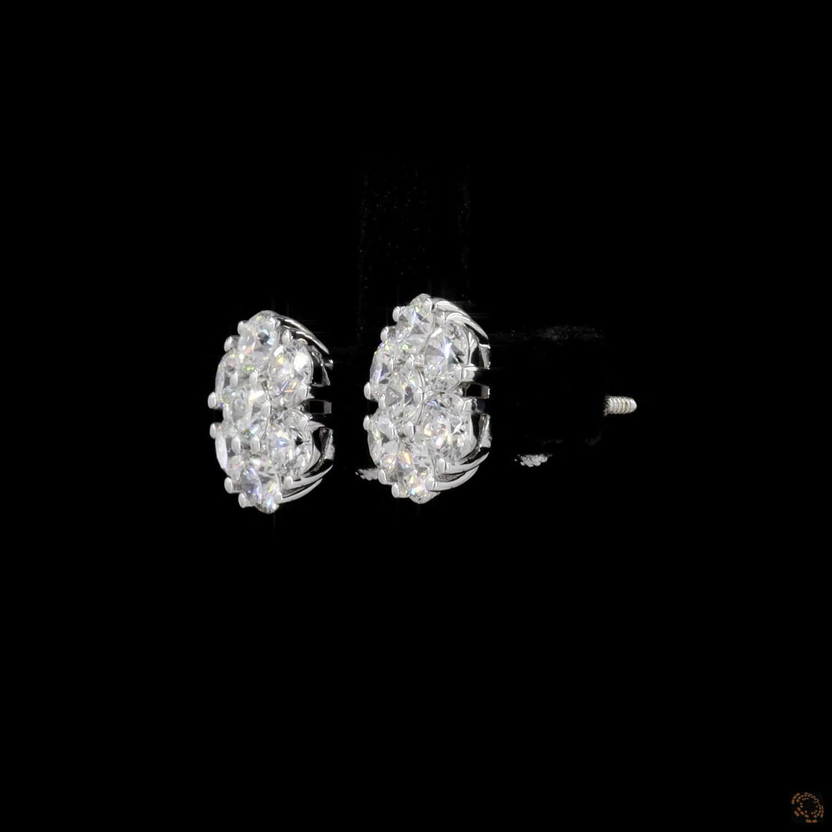 2.2 Ct Round Brilliant Cut Central diamond framed by a floral halo of round diamonds