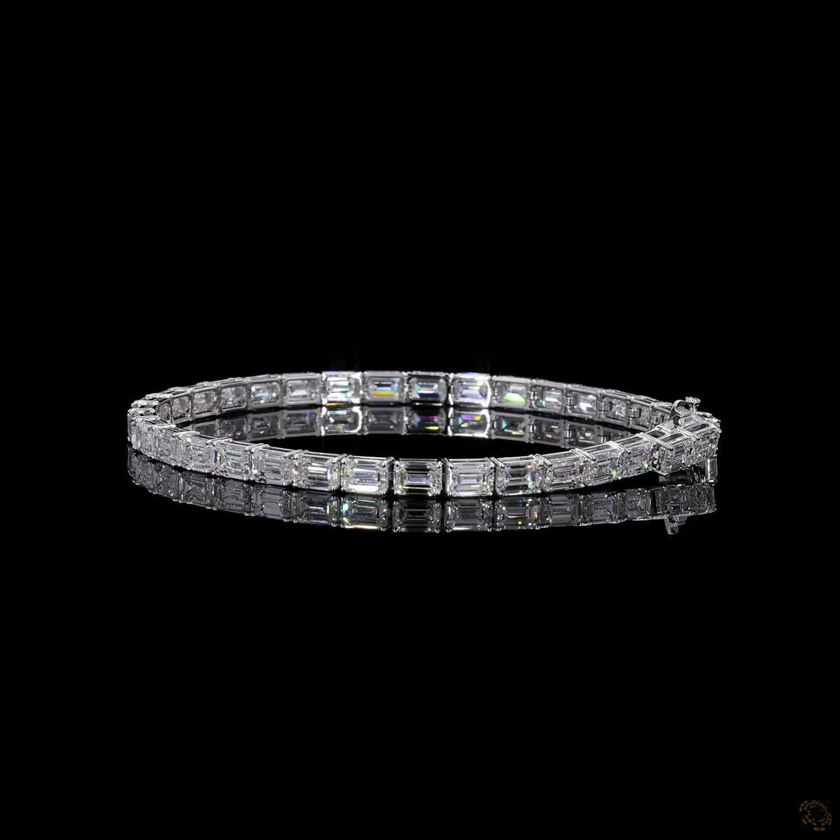 13.78 Ct Luxury Emerald-Cut CZ Tennis Bracelet for Women | Elegant Crystal Link Bracelet