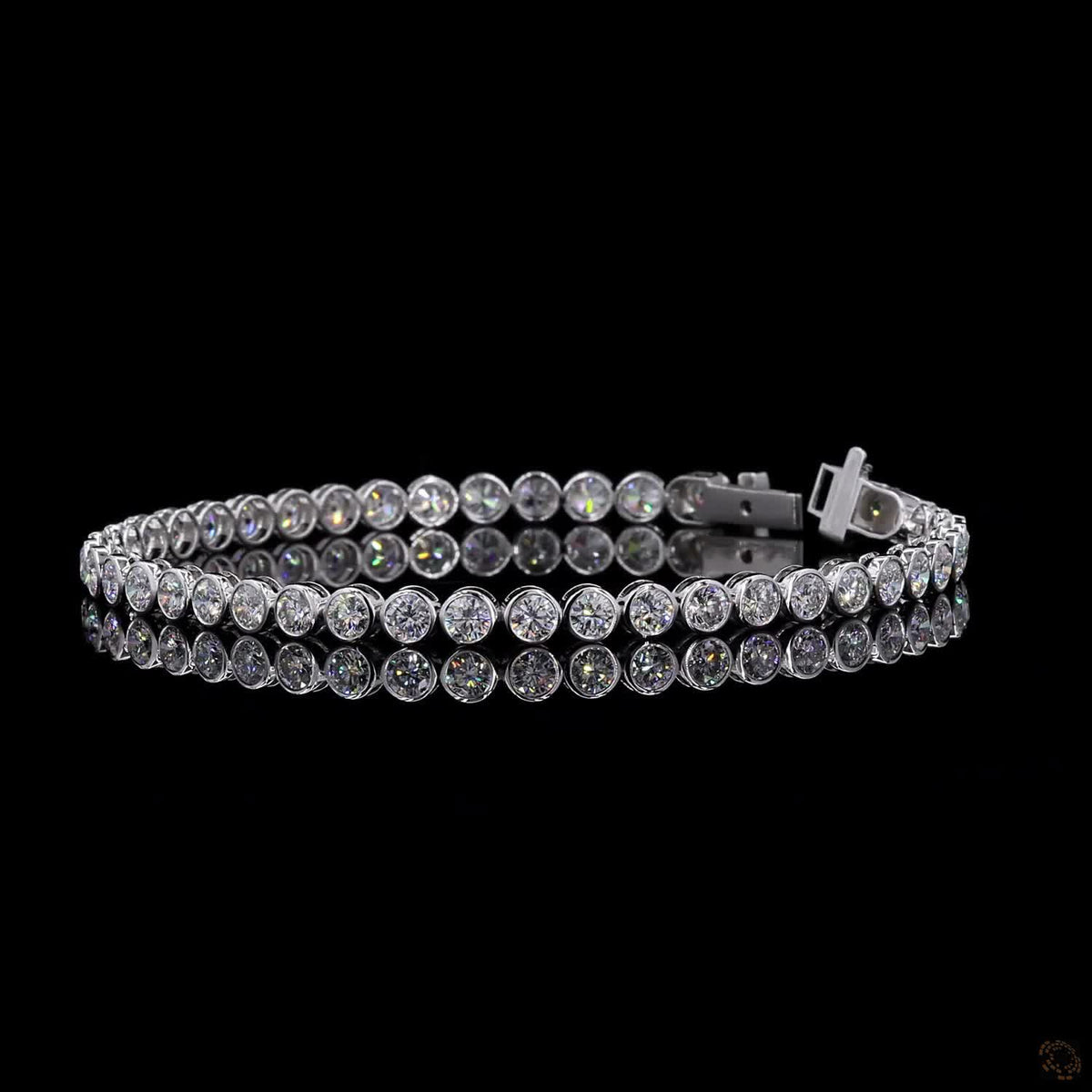 5.57 Ct Full Bezel Setting Individual smooth round metal rims completely encircling each diamond
