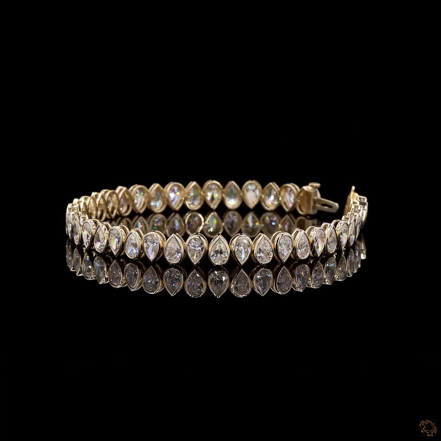 9.83 Ct Yellow Gold Pear-Shaped Diamond Bezel Tennis Bracelet