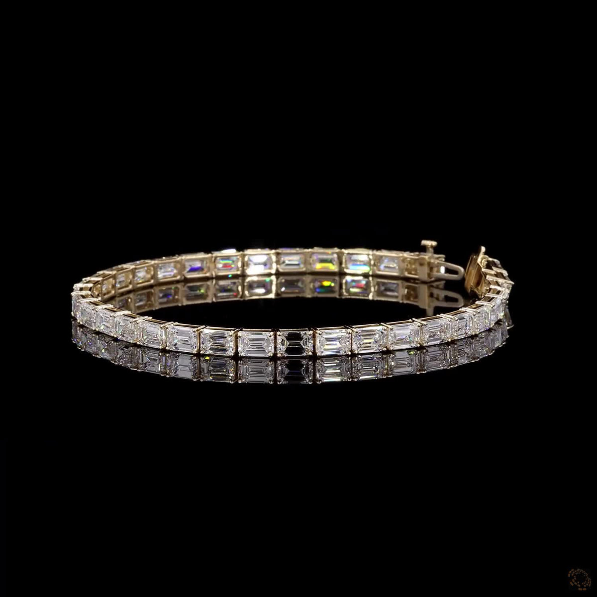 13.78 Ct East-West Emerald Cut Diamond Tennis Bracelet in 14K Yellow Gold