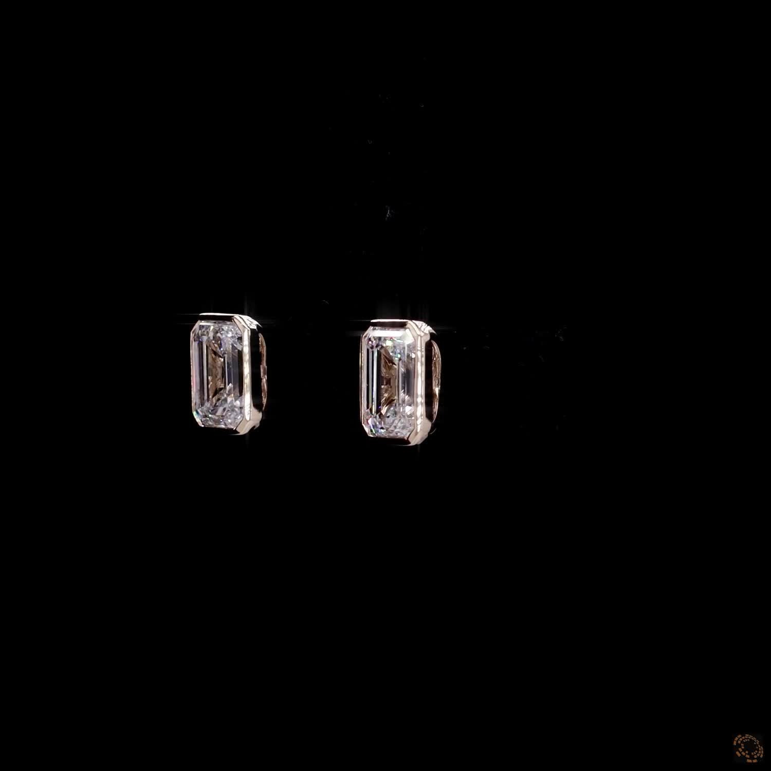 2.56 Ct 14K Yellow GOLD Emerald Shape Studs Earring