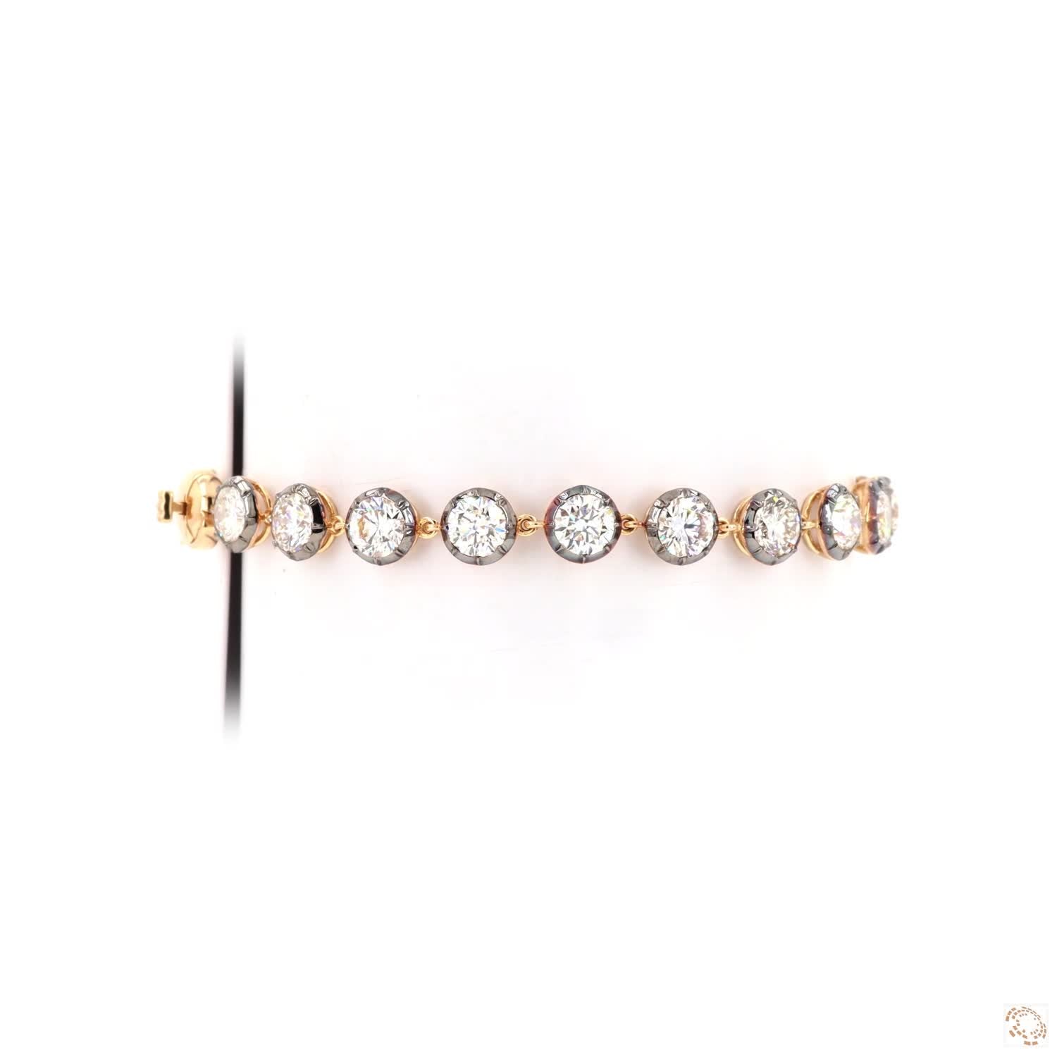 9.85 Ct Yellow Gold Blackened Bezel Round Diamond Station Bracelet