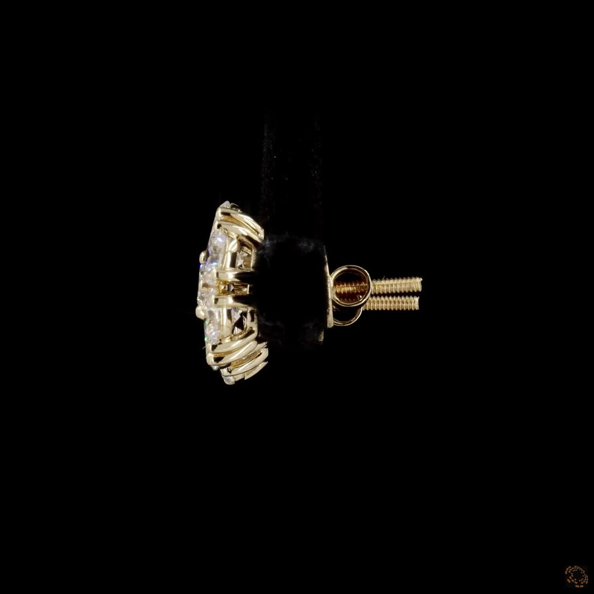 3.08 Ct Floral Modern Elegance, Brilliant Sparkle, Classic Luxury Fine Jewelry