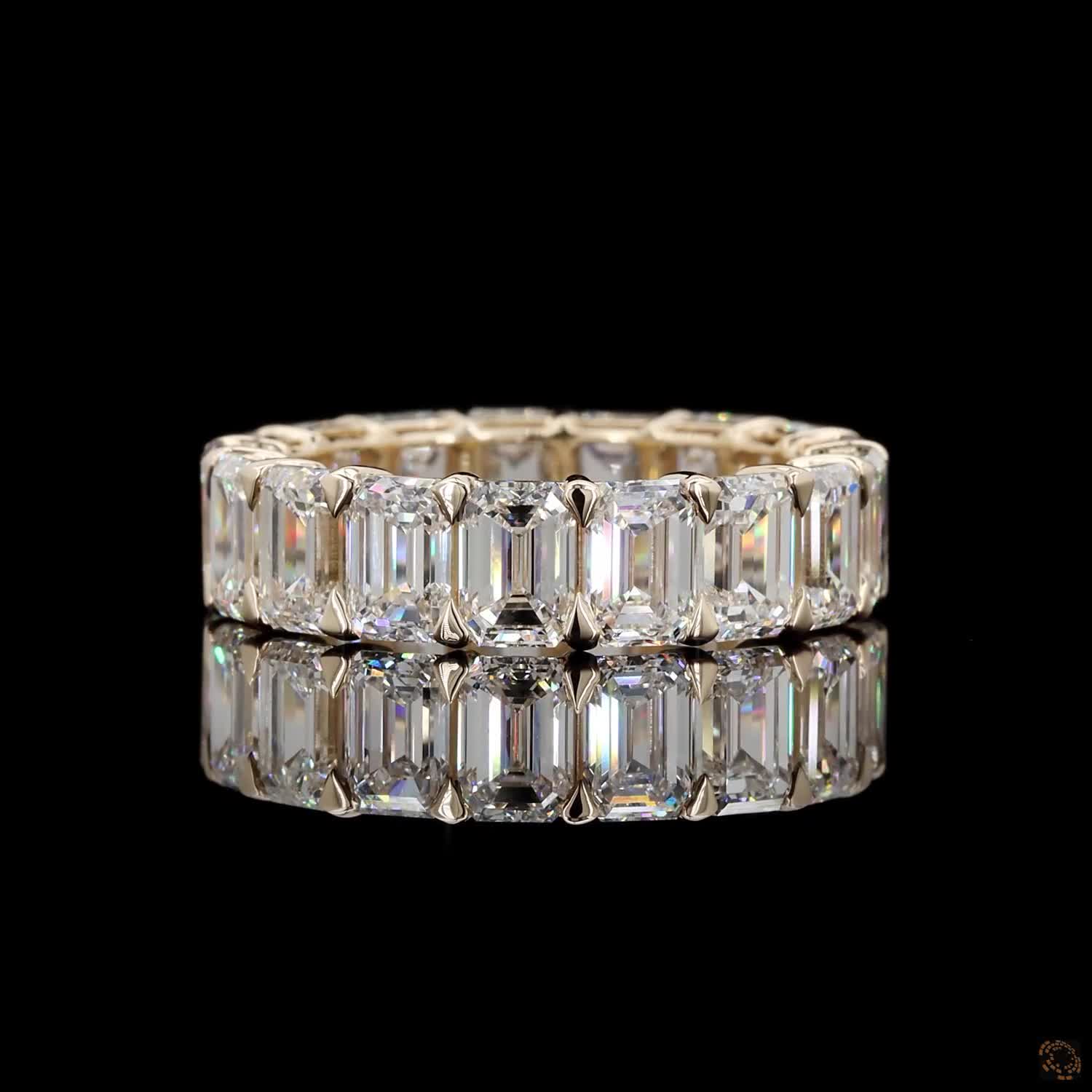 6.22 Ct Shared-Prong Oval Cut Diamond Eternity Ring in Yellow Gold
