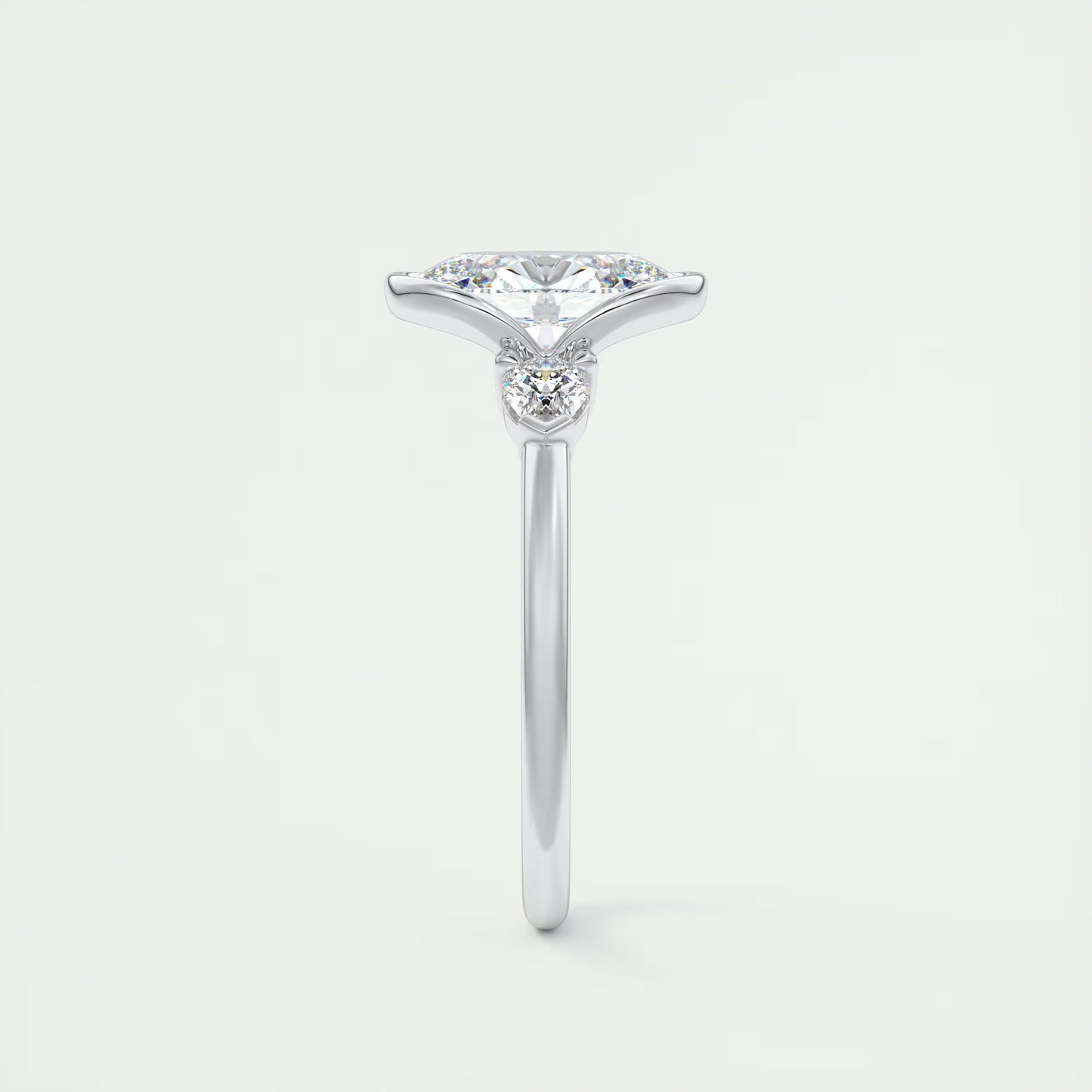 2.50 Ct Clutch Oval & Pears - Oval Clutch Three Stone Engagement Rings