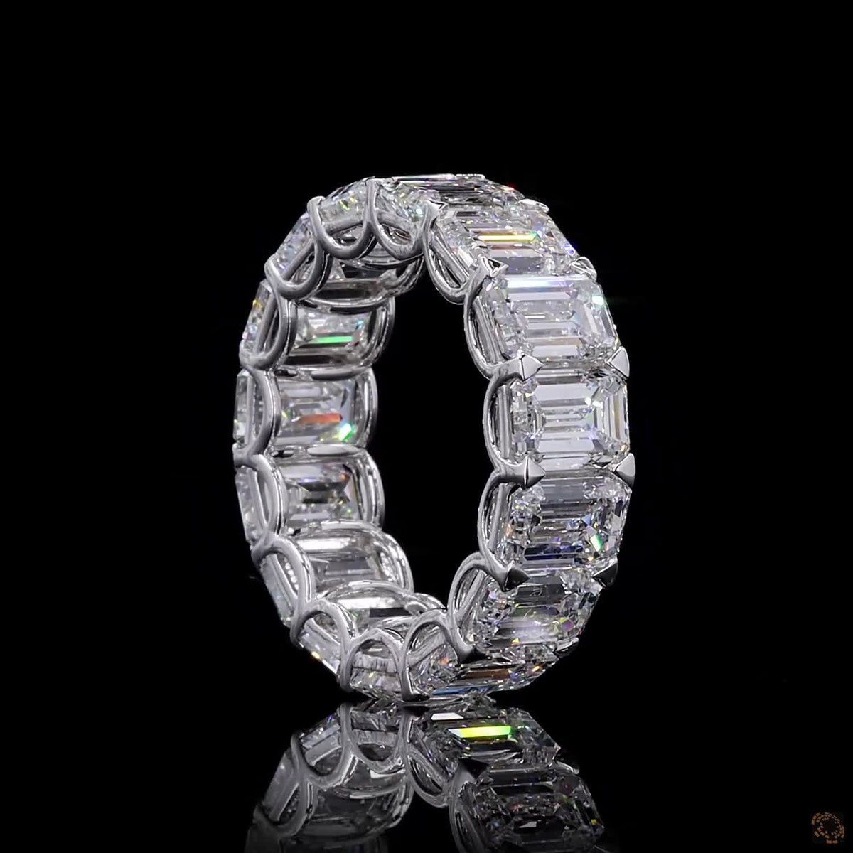 13.34 Ct Emerald Cut Diamond Eternity Band set in white gold with vertically aligned step-cut stones
