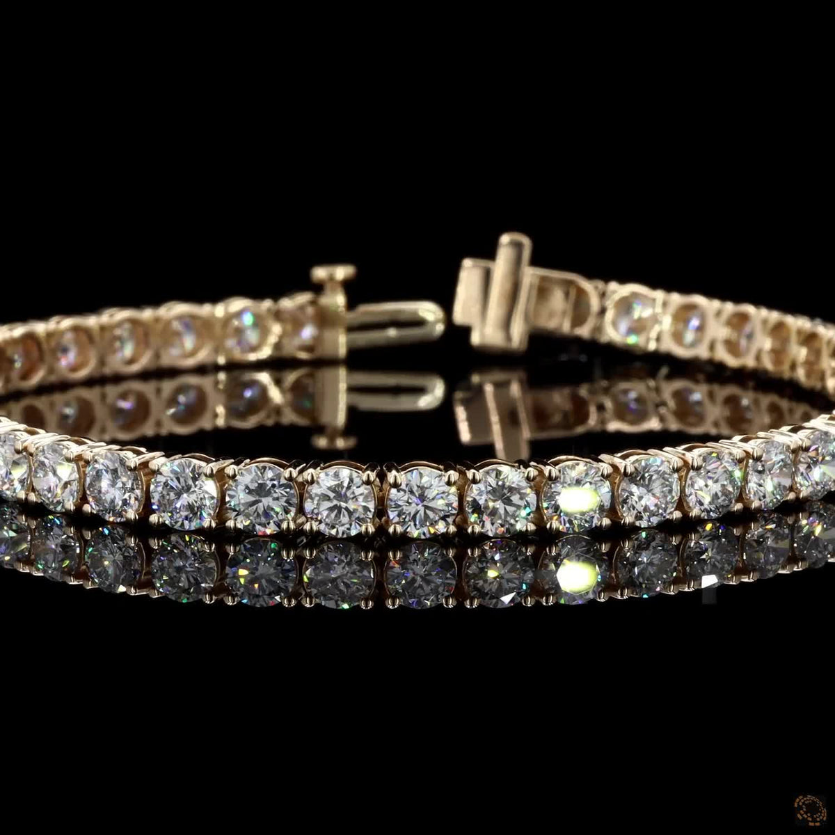 10.64 Ct Graduated Round Cut Tennis Bracelet in 14K Yellow Gold | Center-Focused Diamond Alternative Line Bracelet