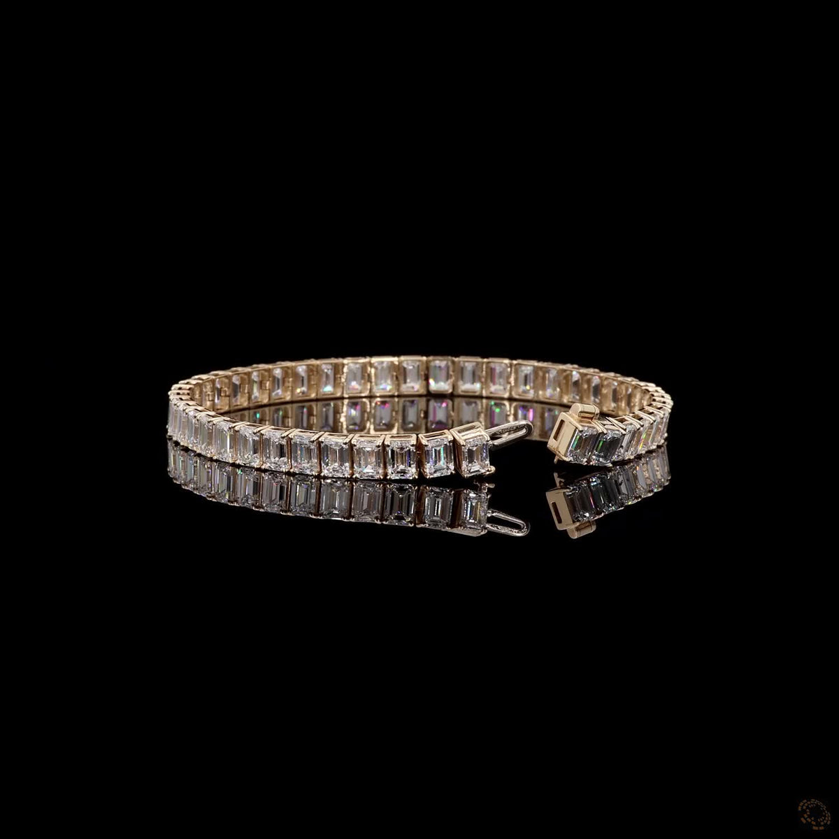 18.52 Ct East-West Emerald Cut Diamond Tennis Bracelet in 14K Yellow Gold