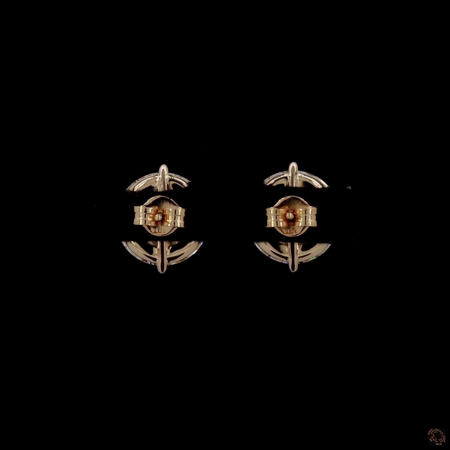 12.14 Ct High-clarity Round Brilliant Cut diamonds showing intense fire and brilliance