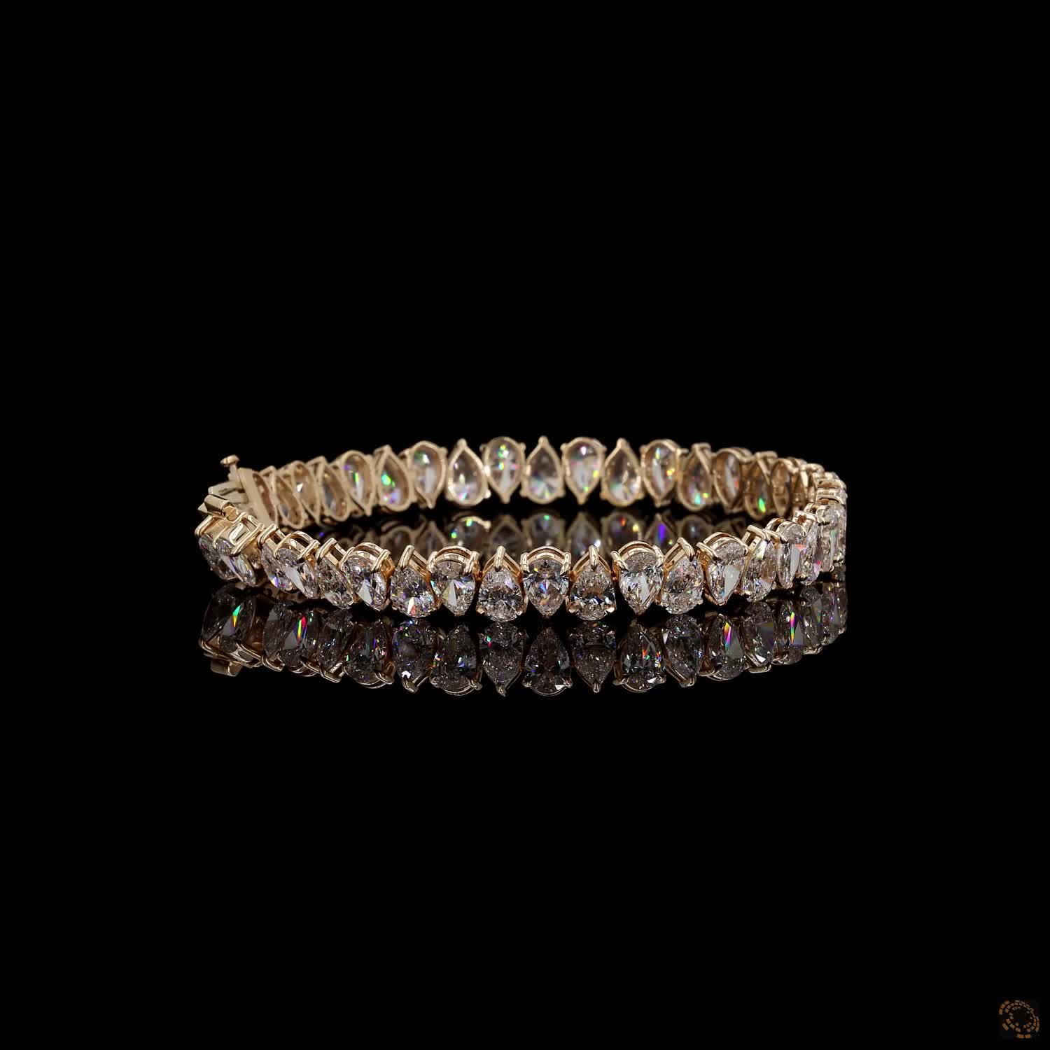 20.23Ct Vertical Pear Cut Diamond Tennis Bracelet in Yellow Gold