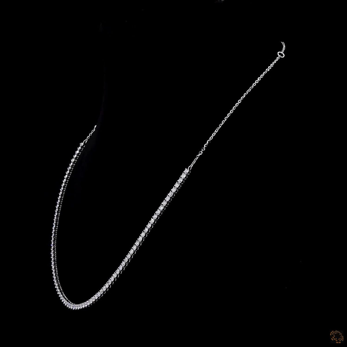 4.00 Ct Graduated Round Brilliant Diamond Graduated Riviera Line Necklace in White Gold