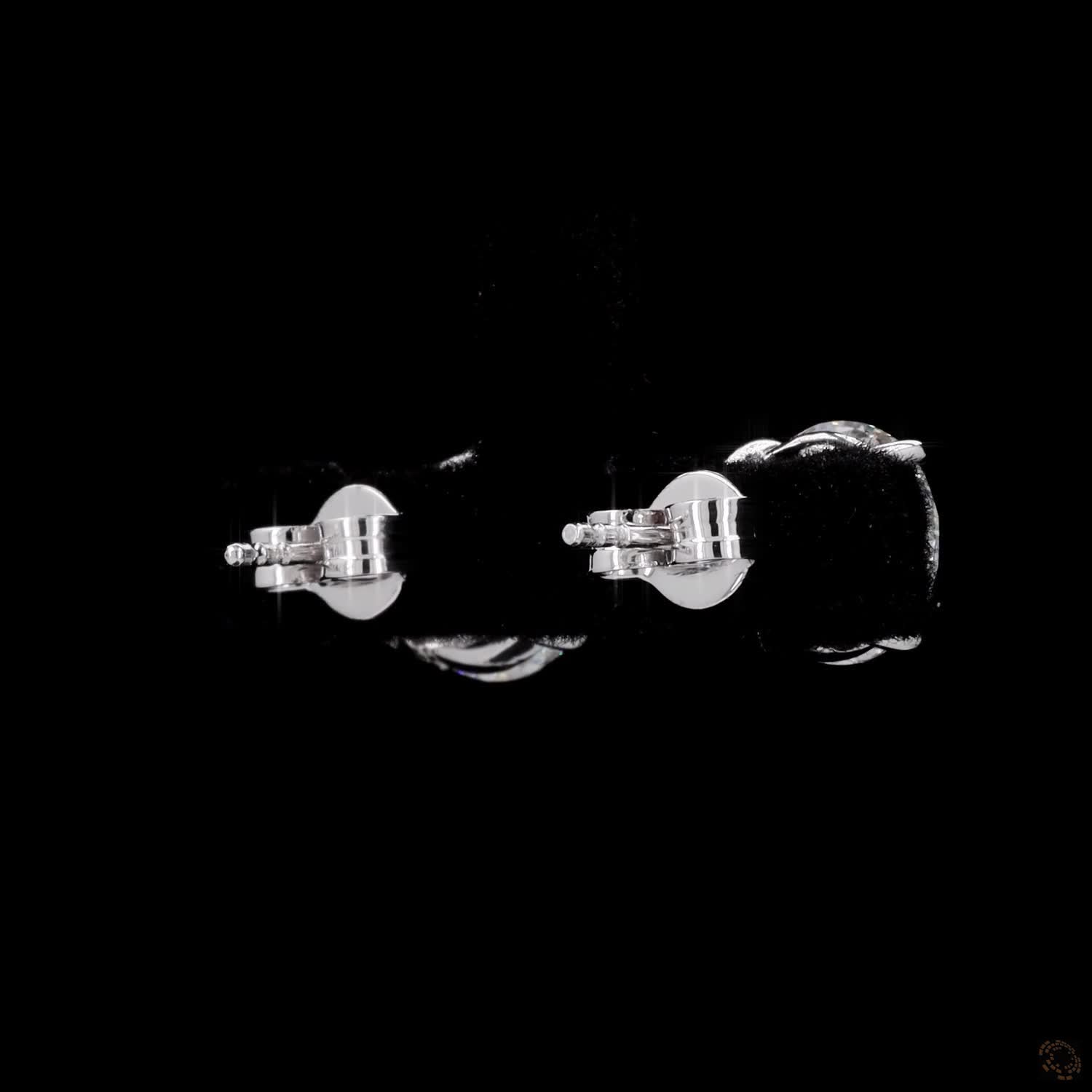 5.06 Ct Delicates prongs hold the stone securely while allowing light to enter from all angles, maximizing the diamond's natural fire and scintillation