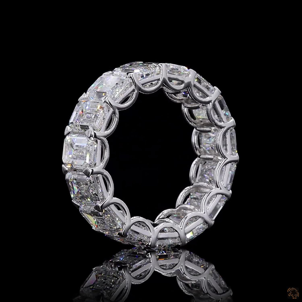 13.34 Ct Emerald Cut Diamond Eternity Band set in white gold with vertically aligned step-cut stones
