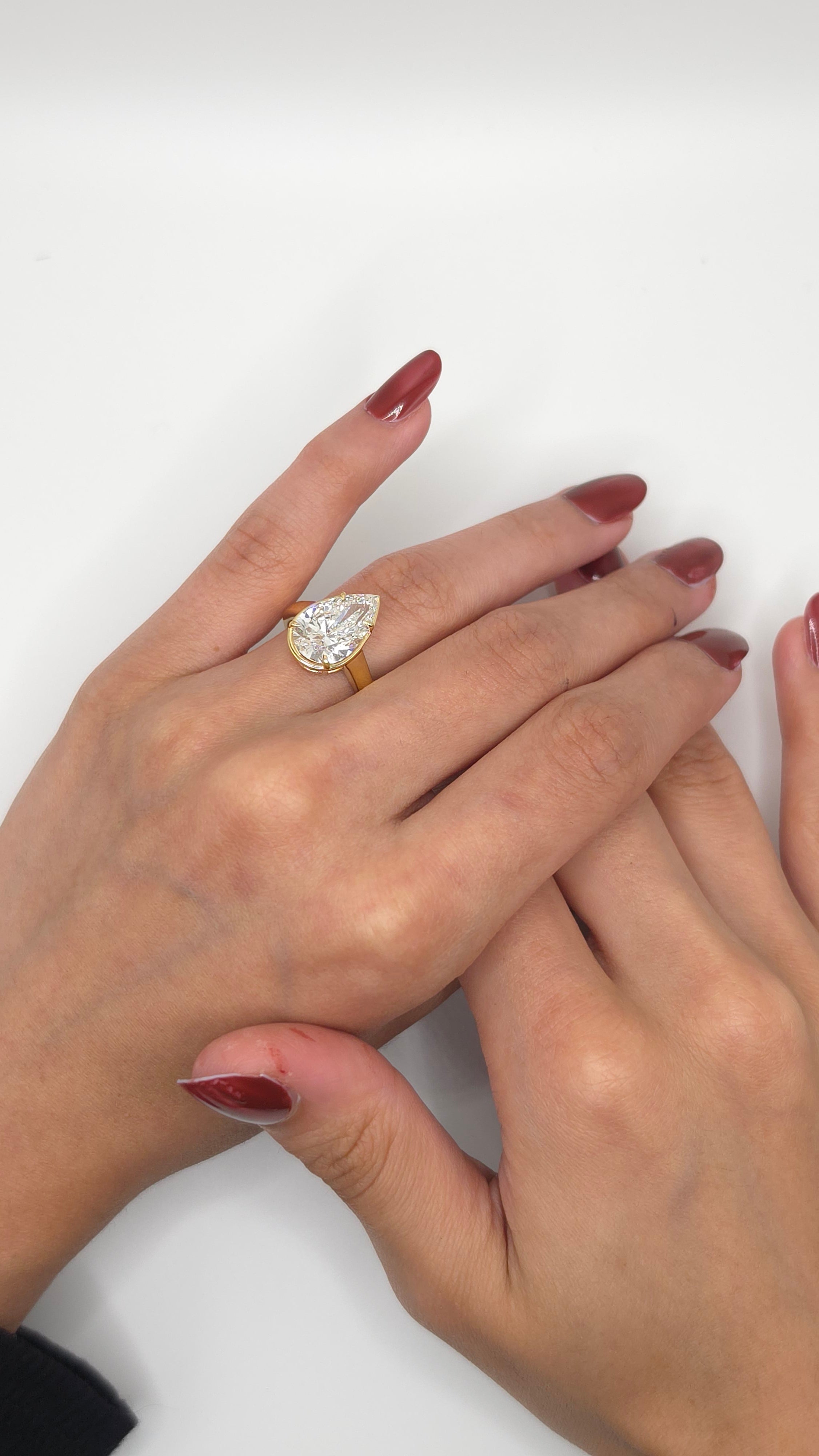 4.10 Ct Luxury Pear Cut Diamond Engagement Ring | Classic Yellow Gold Promise Ring