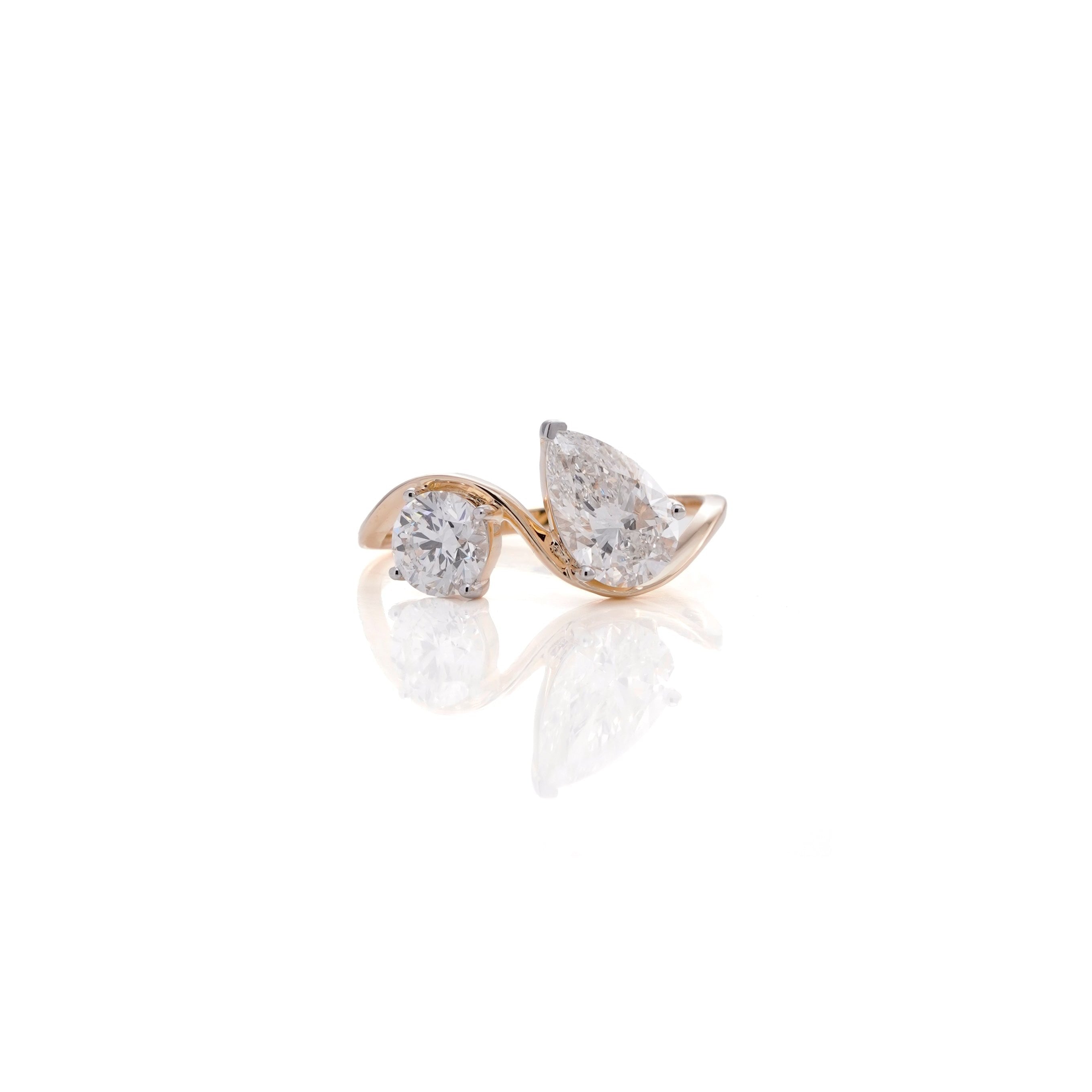2.03 Ct Crystal Radiance Engagement Ring For Love One