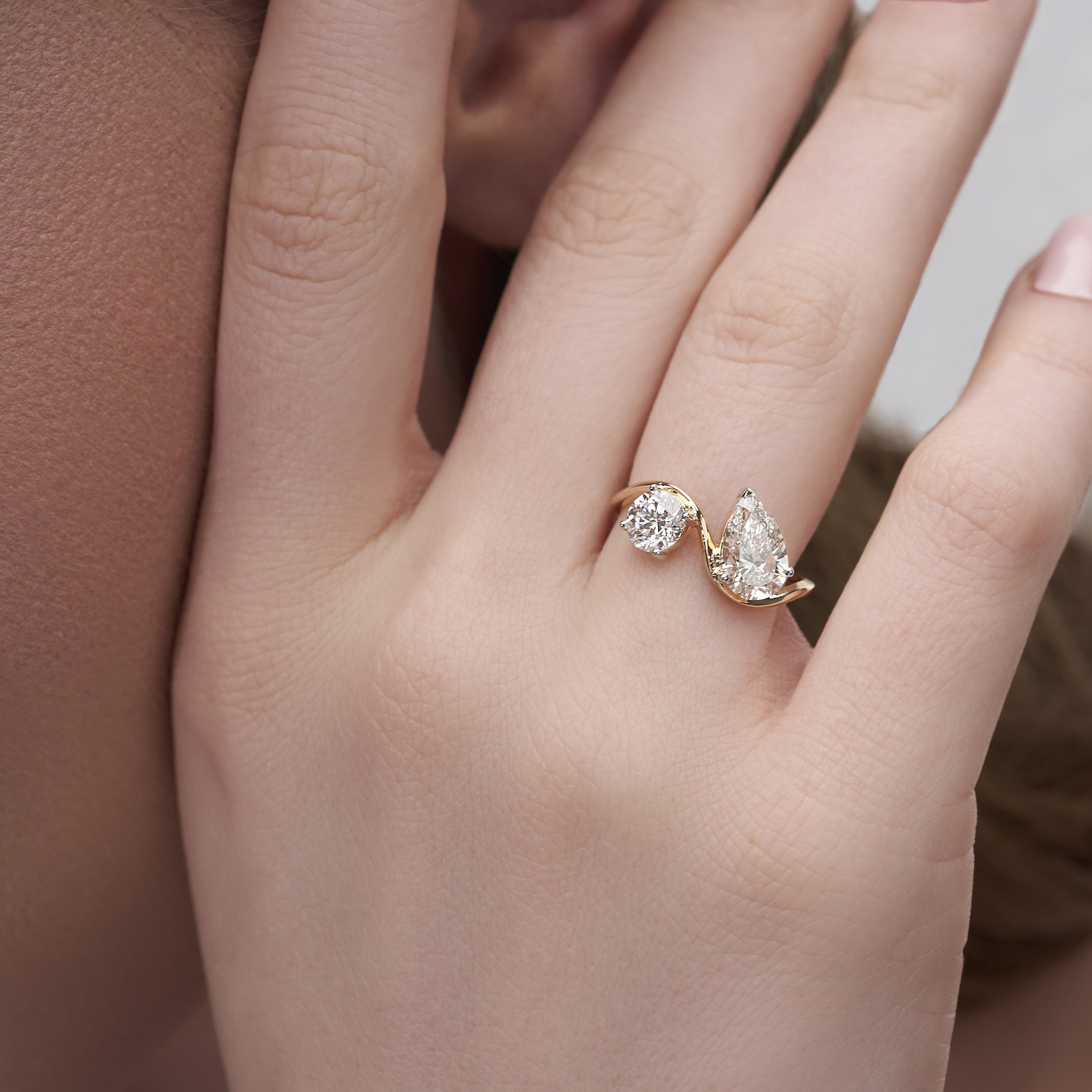 2.03 Ct Crystal Radiance Engagement Ring For Love One