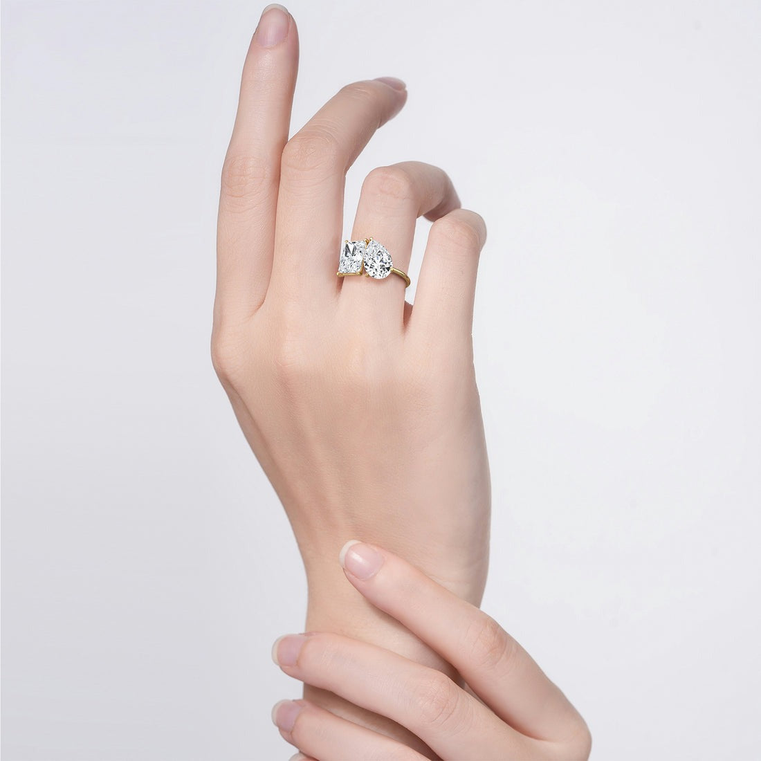 6.00 Ct In Radint Bardot Scallop Engagement Ring