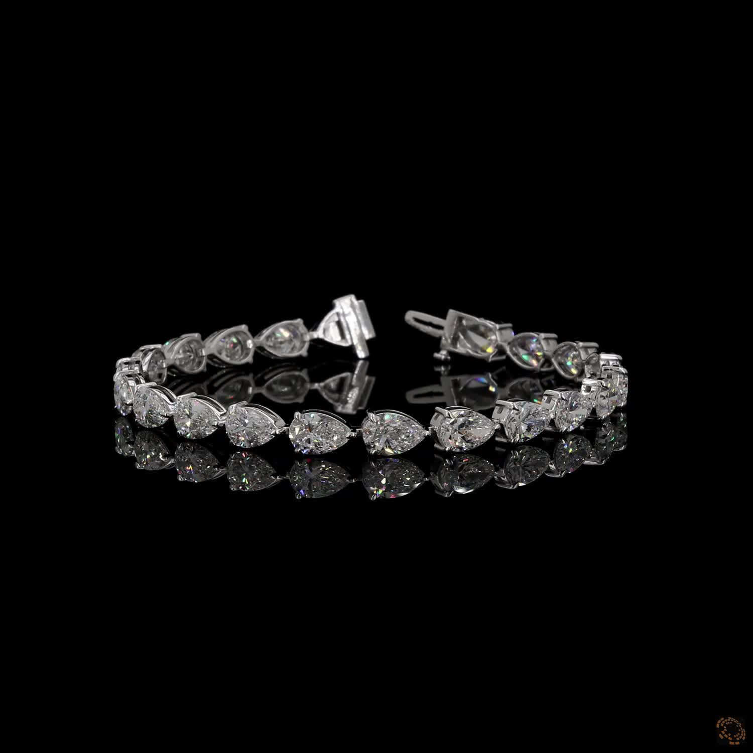14.43 Ct Pear Cut Diamond Tennis Bracelet in Yellow Gold / Rose Gold (Copy)