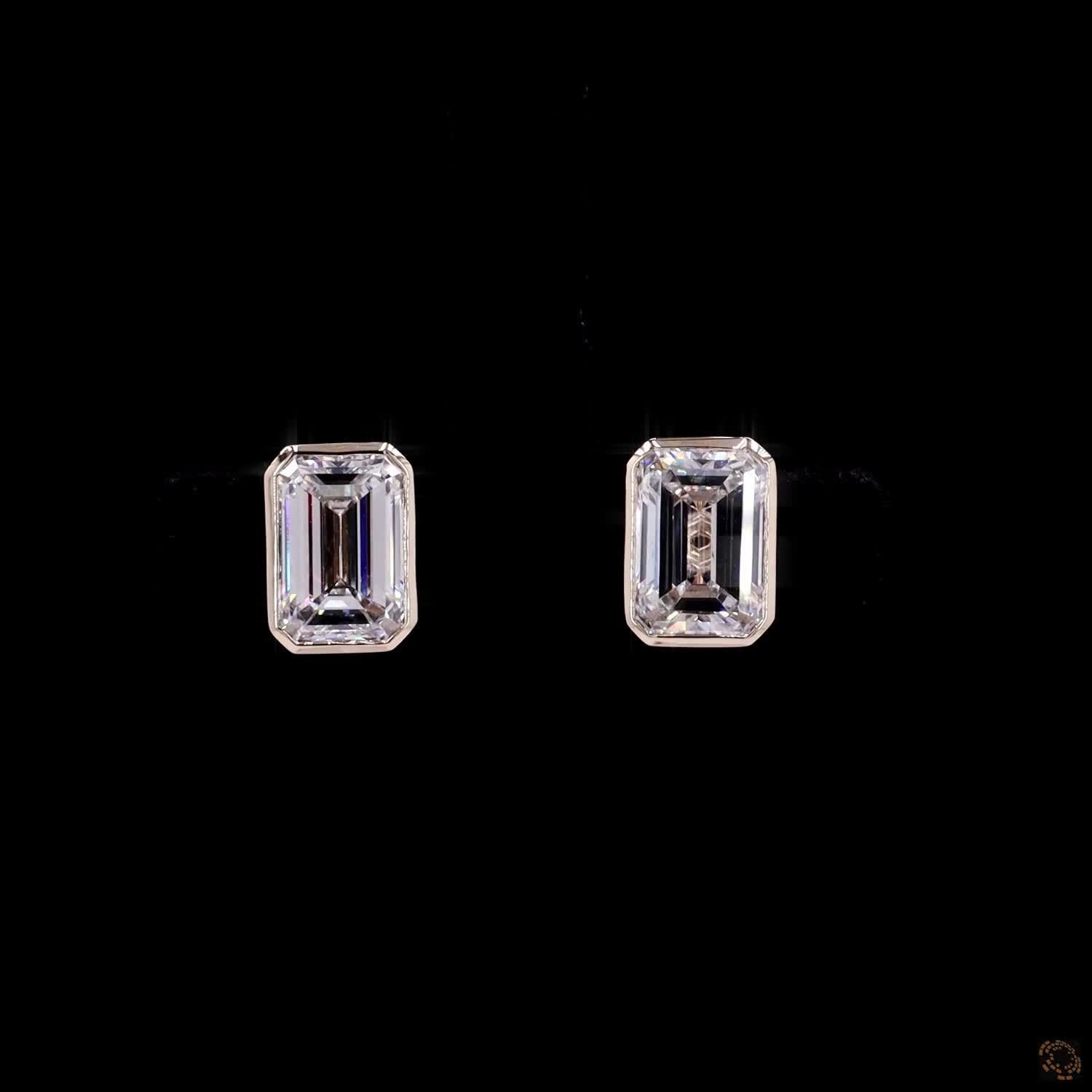 4.09 Ct 14K Yellow GOLD Emerald Shape Studs Earring