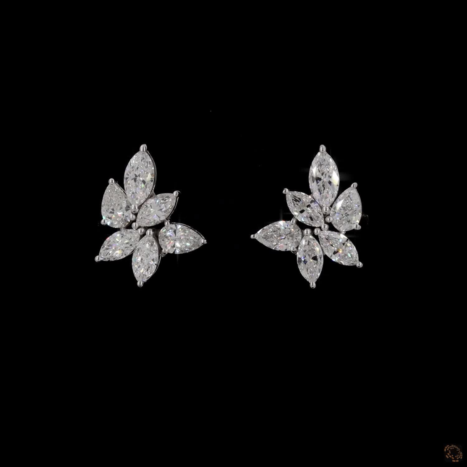 2.85 Ct High-brilliance marquise and pear cut diamonds set in shared-prong mountings