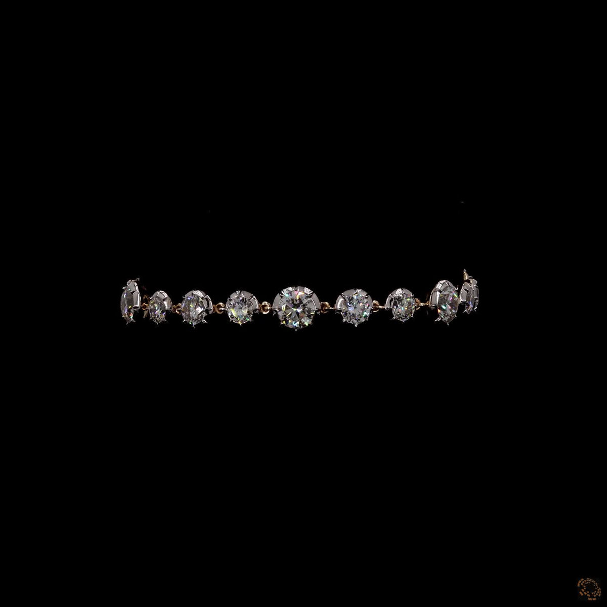 9.49 Ct Graduated Round Diamond Station Bracelet Fine Gold Line Bracelet