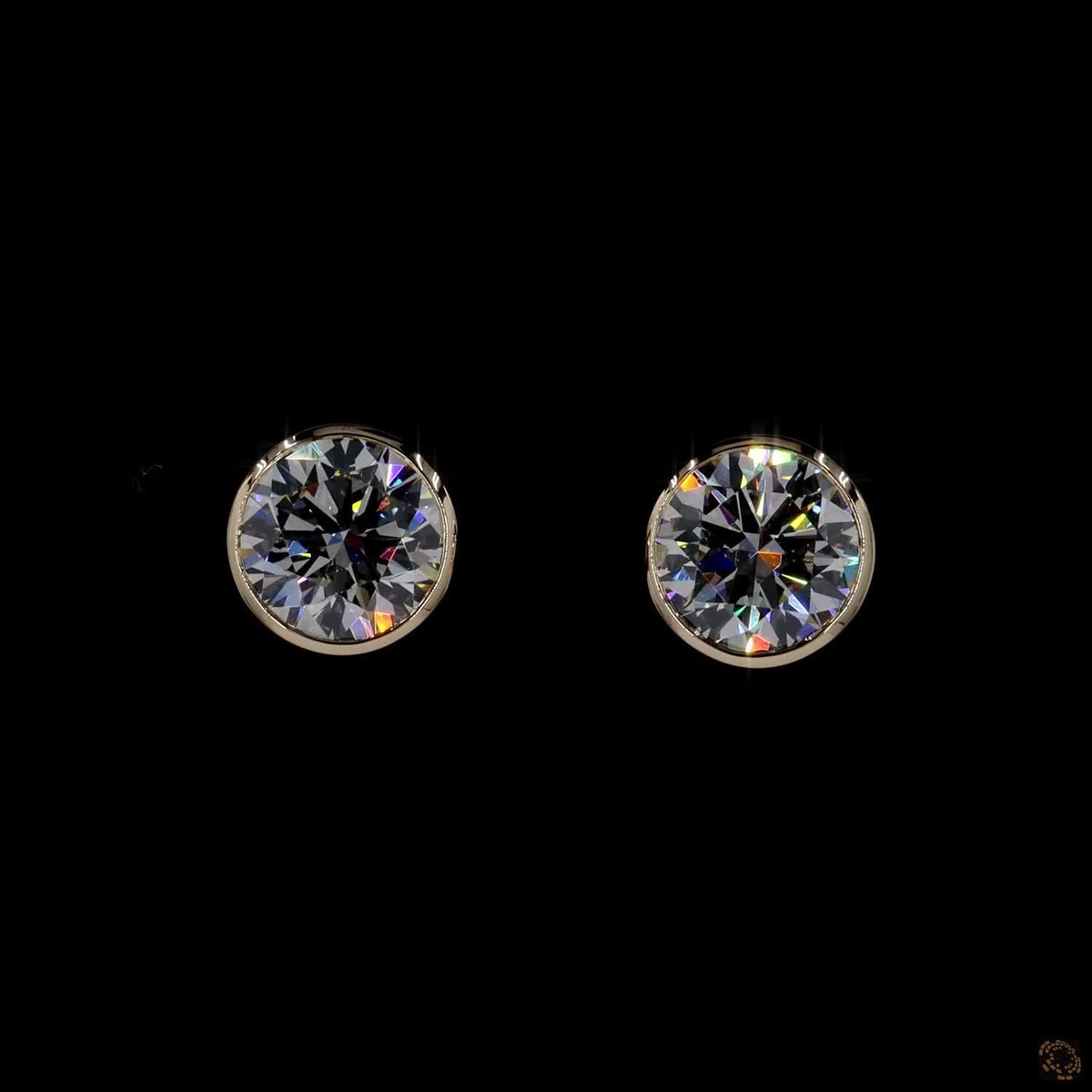 4.08 Ct Full Bezel Setting Smooth solid yellow gold rim fully surrounding each diamond