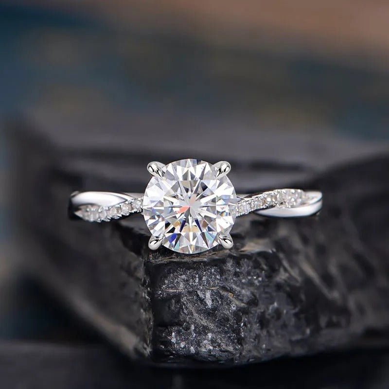 1.50 Ct Round Cut Engagement Ring With Lab-Grown Diamond Wedding Ring
