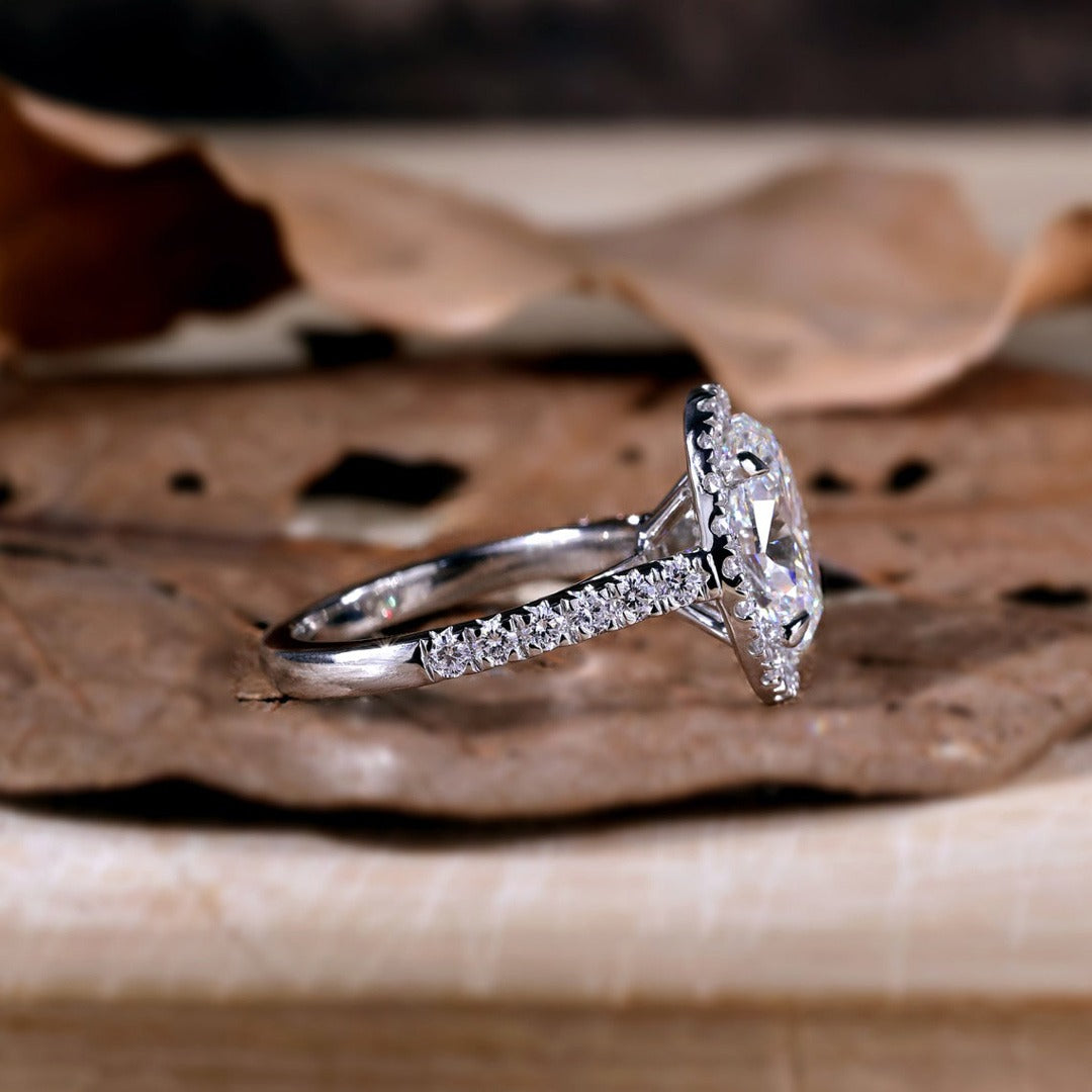 2.50 Ct Center Stone Oval & Side Stone Round Cut Engagement Ring