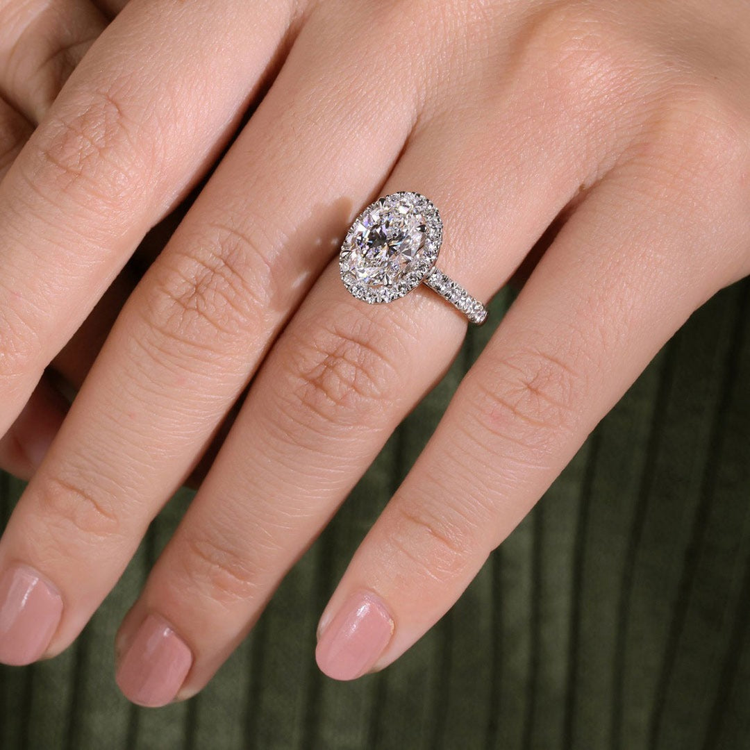 2.50 Ct Center Stone Oval & Side Stone Round Cut Engagement Ring