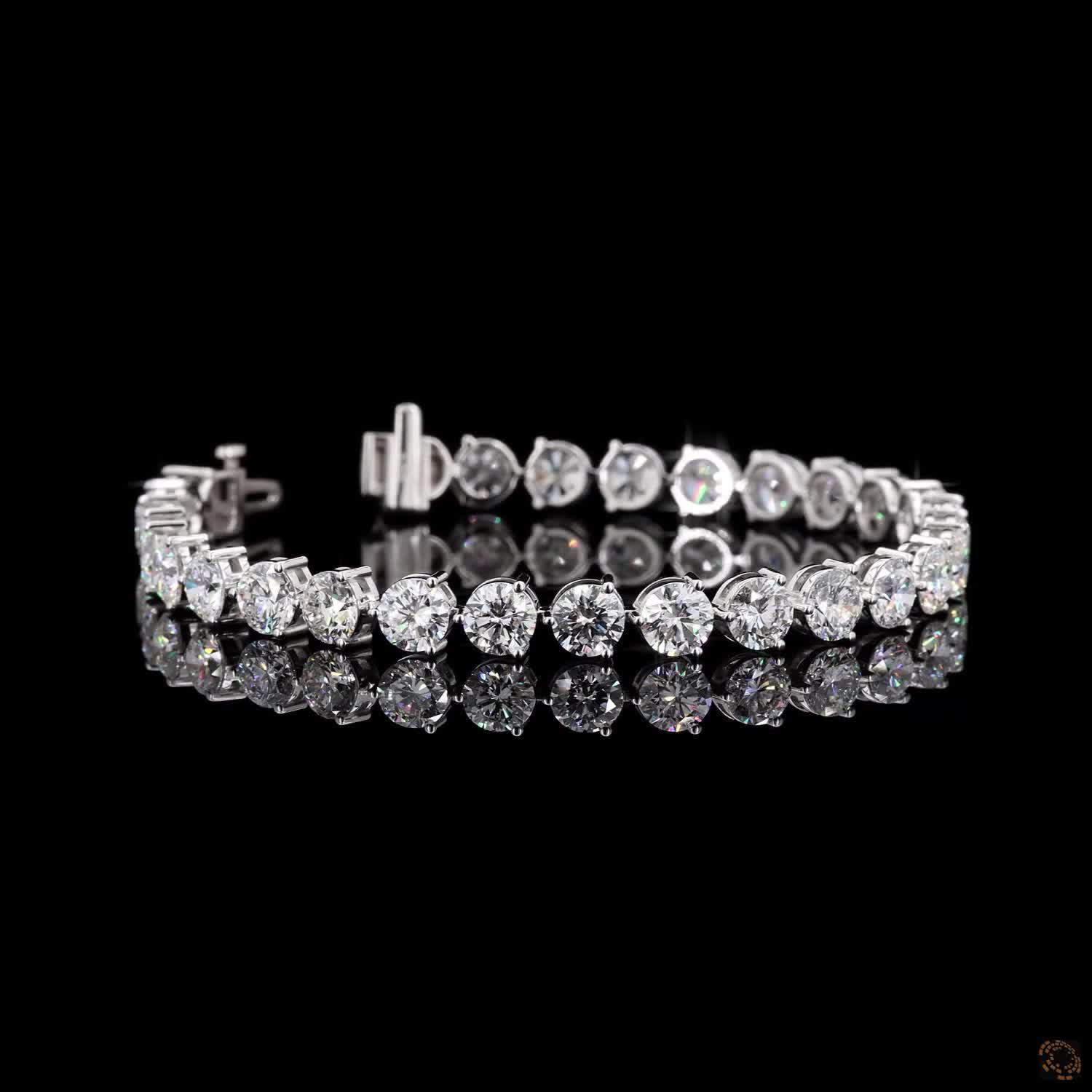 16.06 Ct Chic everyday wear, modern stackable wristwear, bridal party jewelry, or luxury gifting