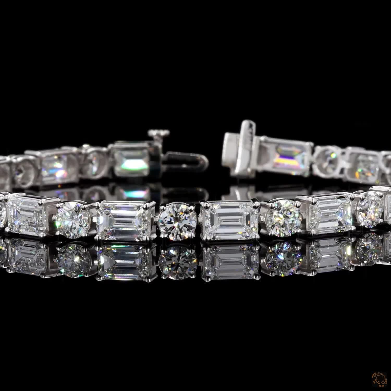 17.94 Ctw Luxury Round-Emerald cut Diamond Fancy Bracelet in Gold Setting