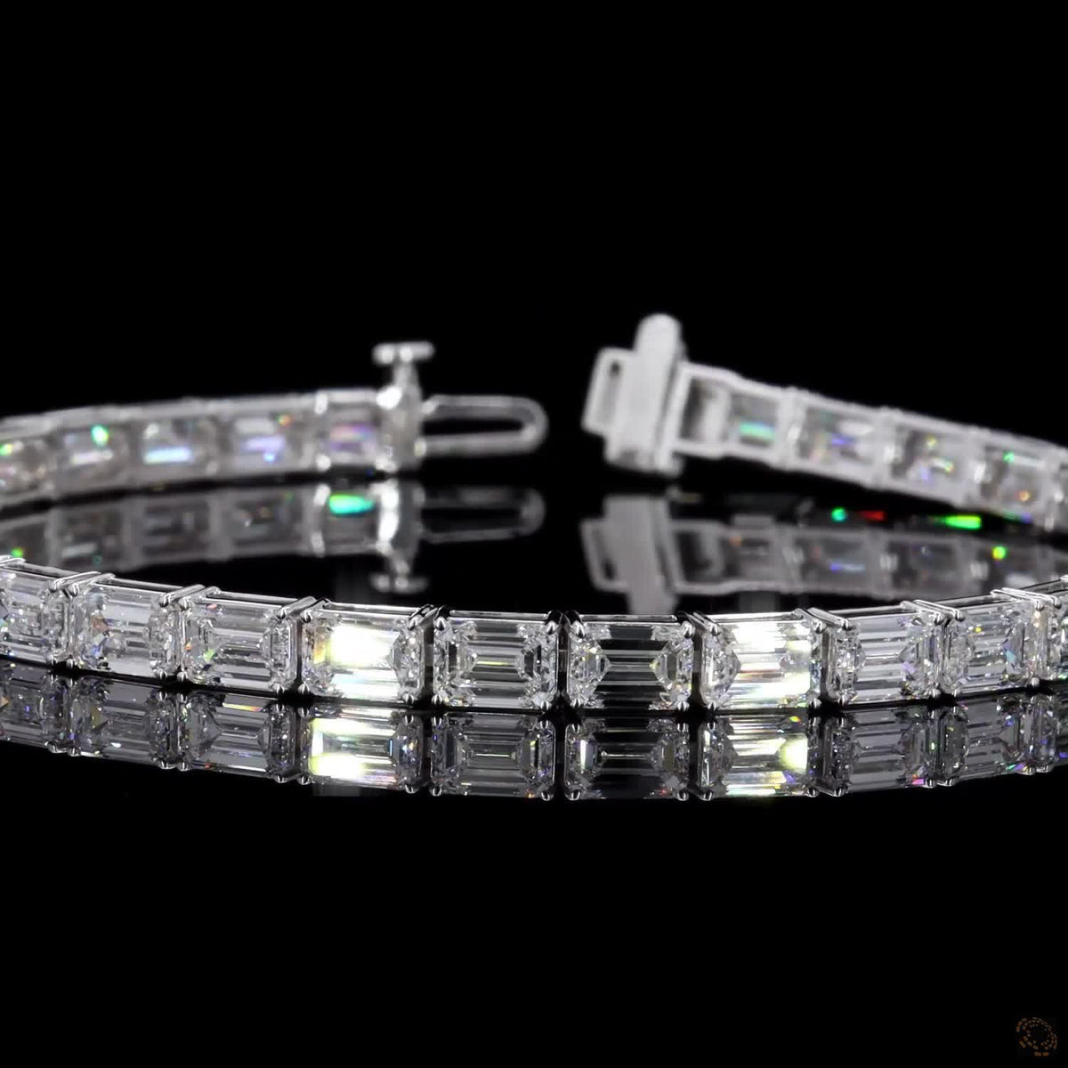 13.78 Ct Luxury Emerald-Cut CZ Tennis Bracelet for Women | Elegant Crystal Link Bracelet