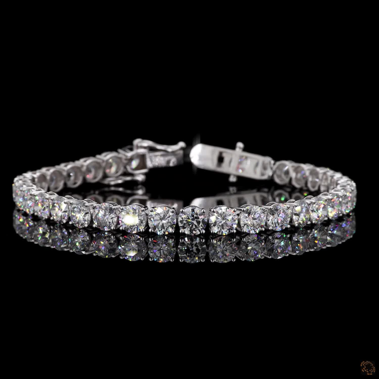 7.30 Ct Traditional 4-Prong Open-Basket Setting for maximum light refraction and brilliance