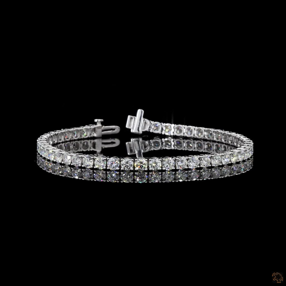 7.80 Ct Classic Four-Prong Round Brilliant Diamond Tennis Bracelet in White Gold